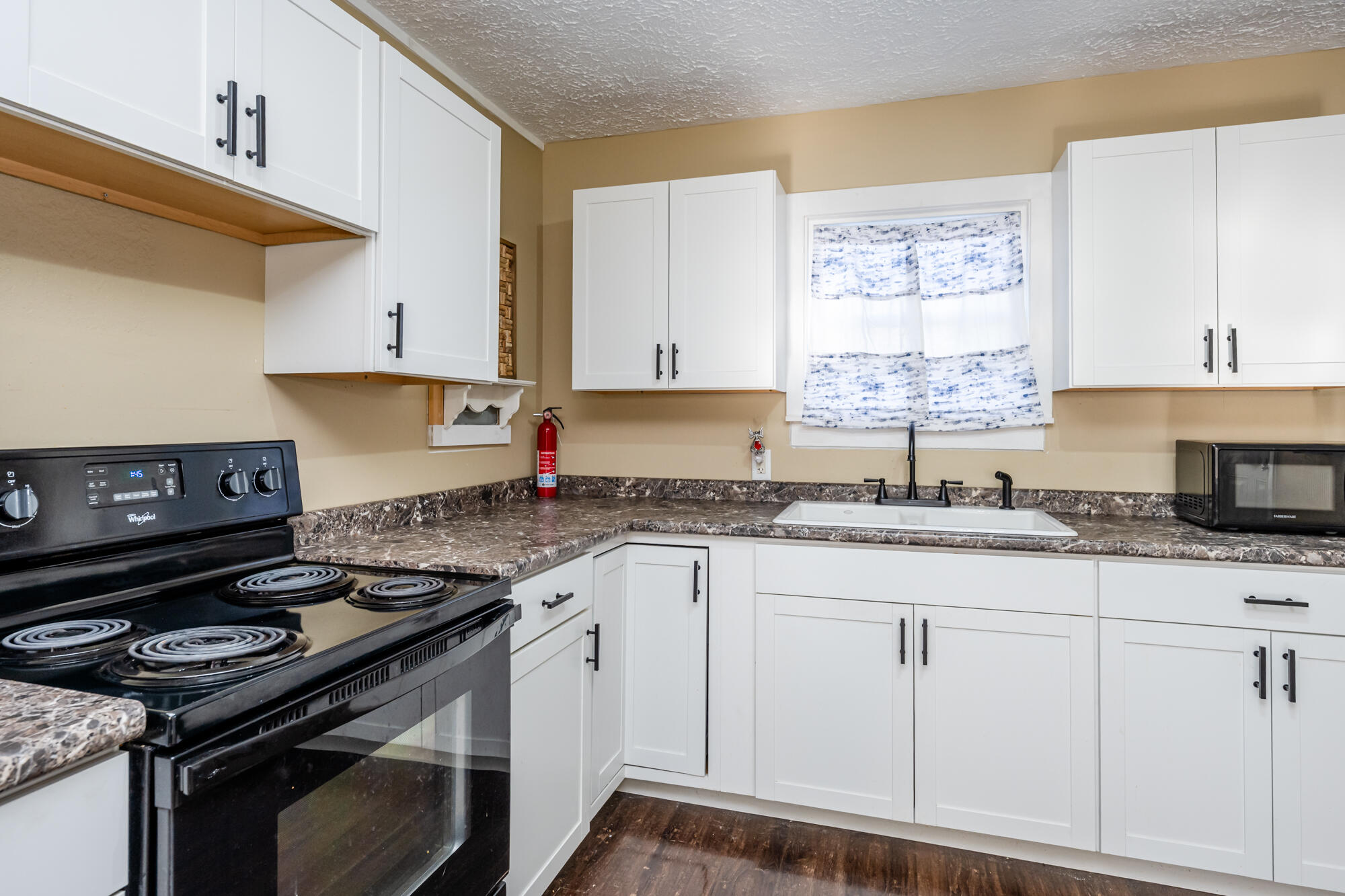 82078 North Court Coloma MI 49038