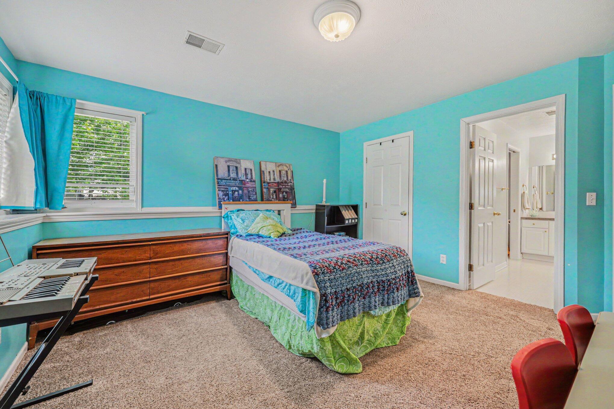 2114 Arbor Court Grand Rapids MI 49534