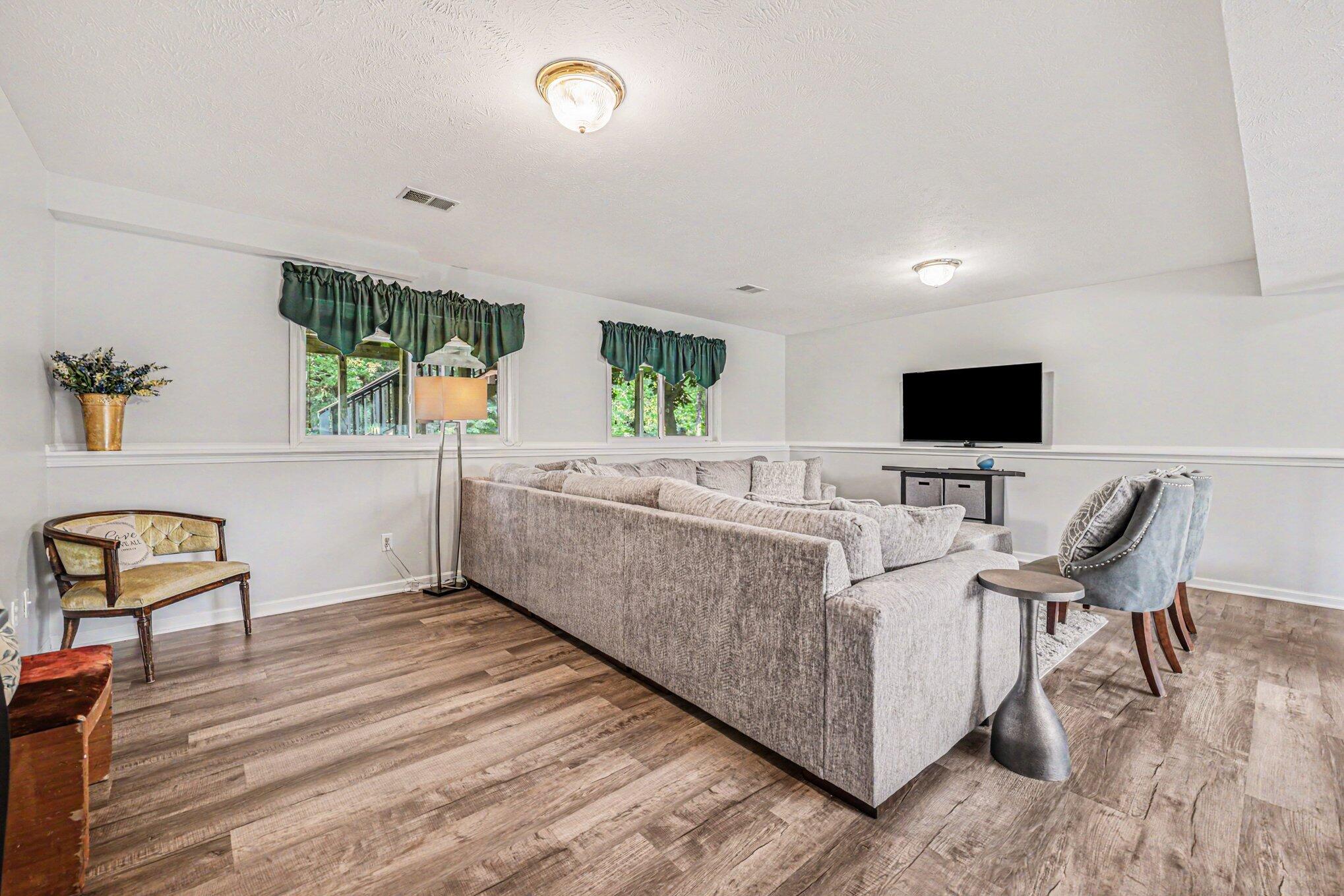 2114 Arbor Court Grand Rapids MI 49534