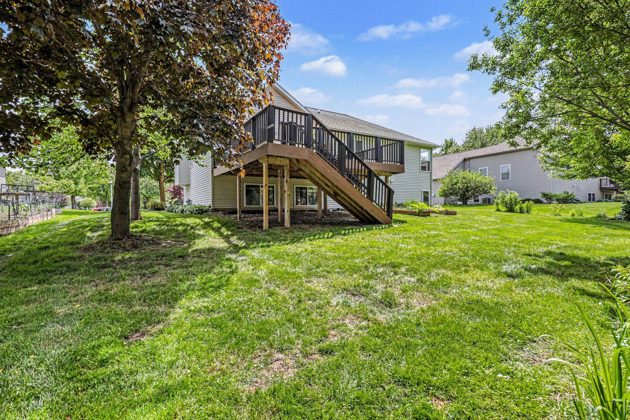 2114 Arbor Court Grand Rapids MI 49534