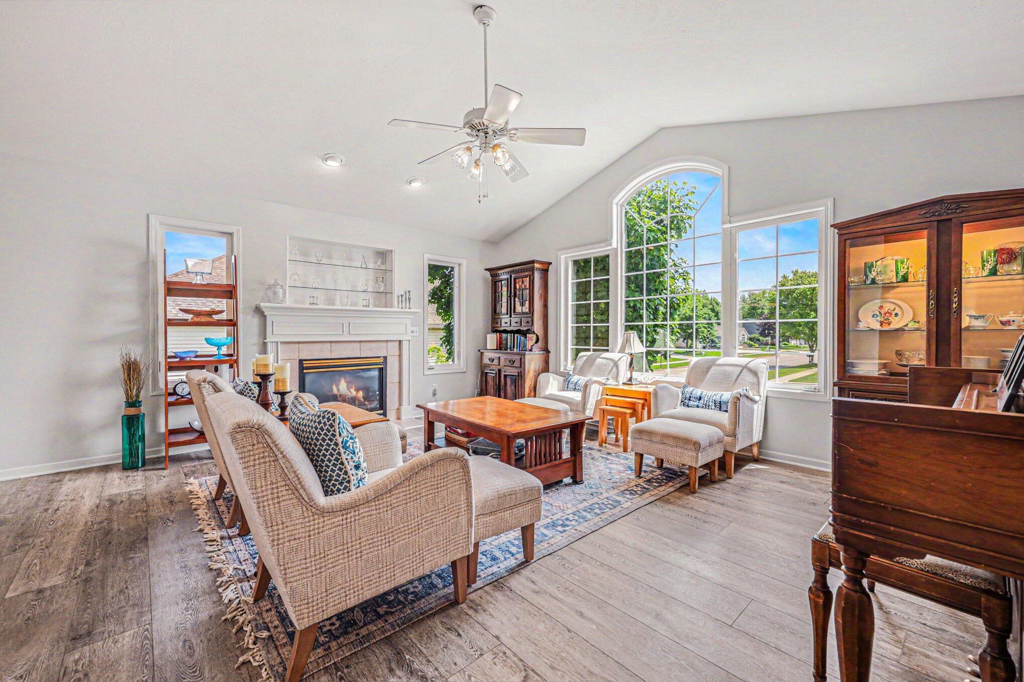 2114 Arbor Court Grand Rapids MI 49534