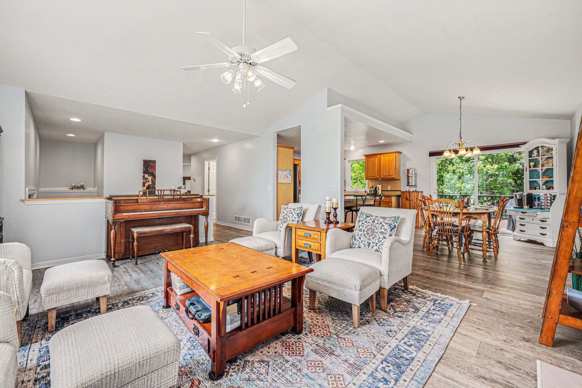 2114 Arbor Court Grand Rapids MI 49534
