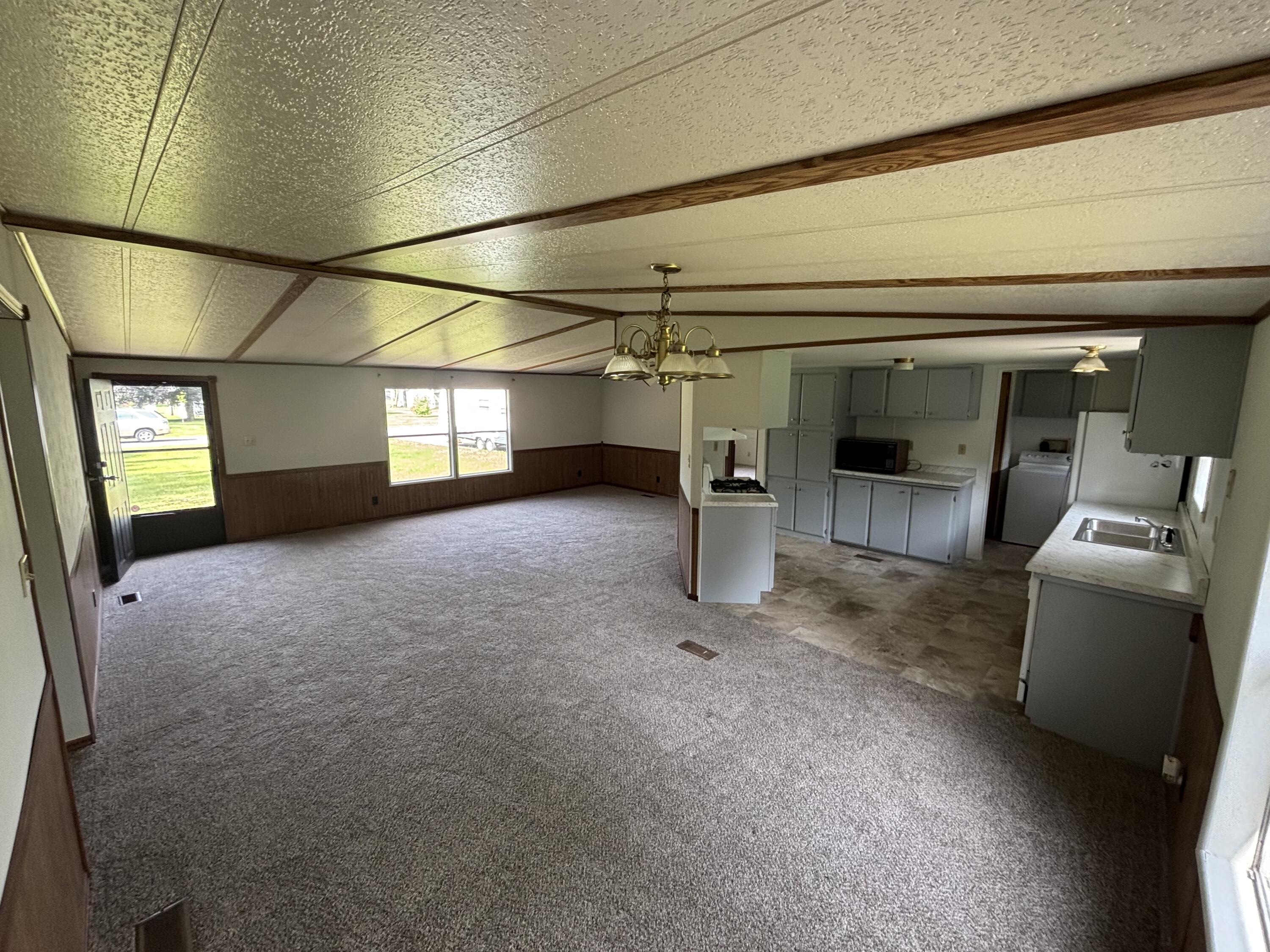 19797 S Metcalf Edwardsburg MI 49112