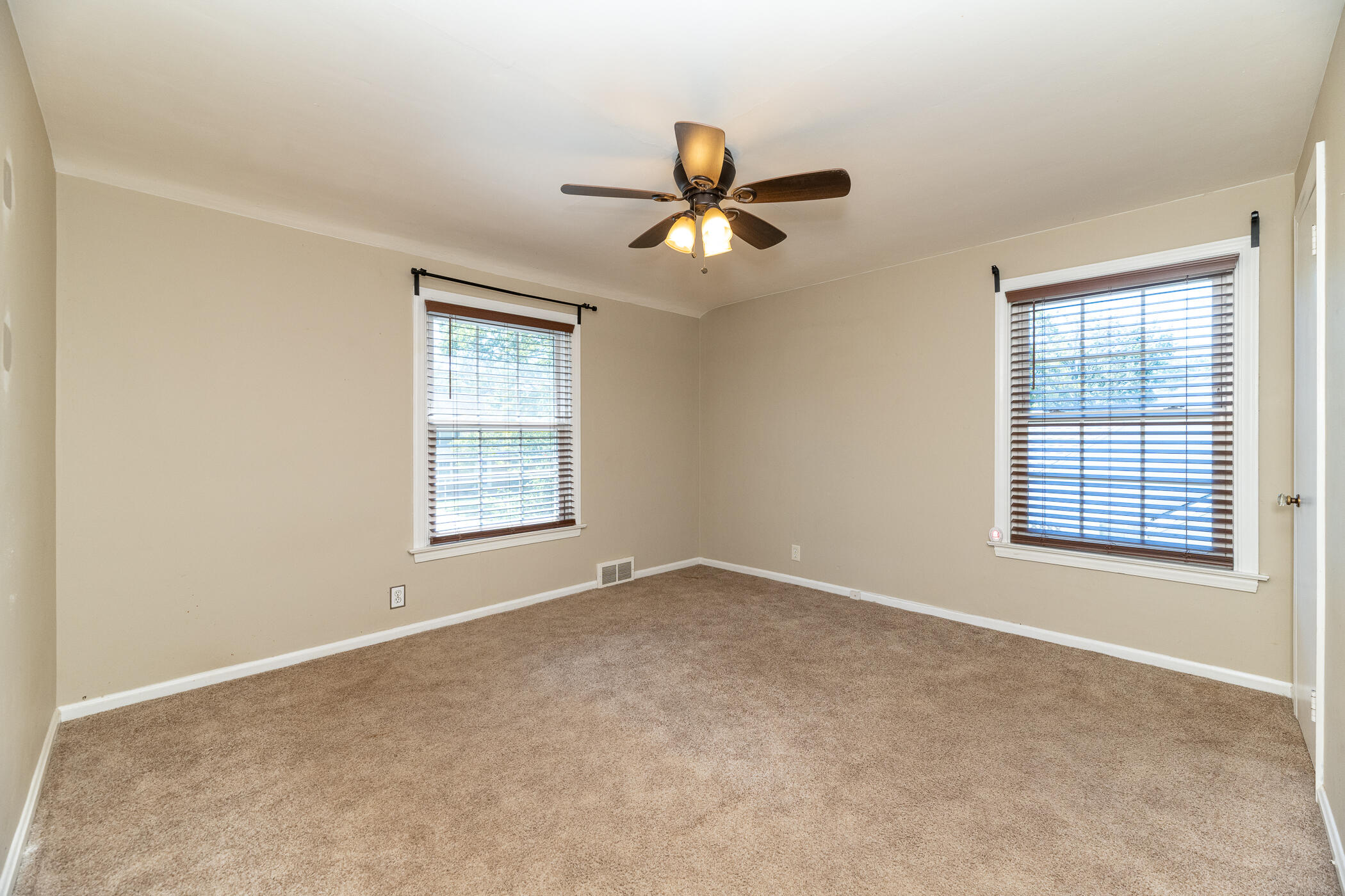 1423 Sheridan Drive Kalamazoo MI 49001
