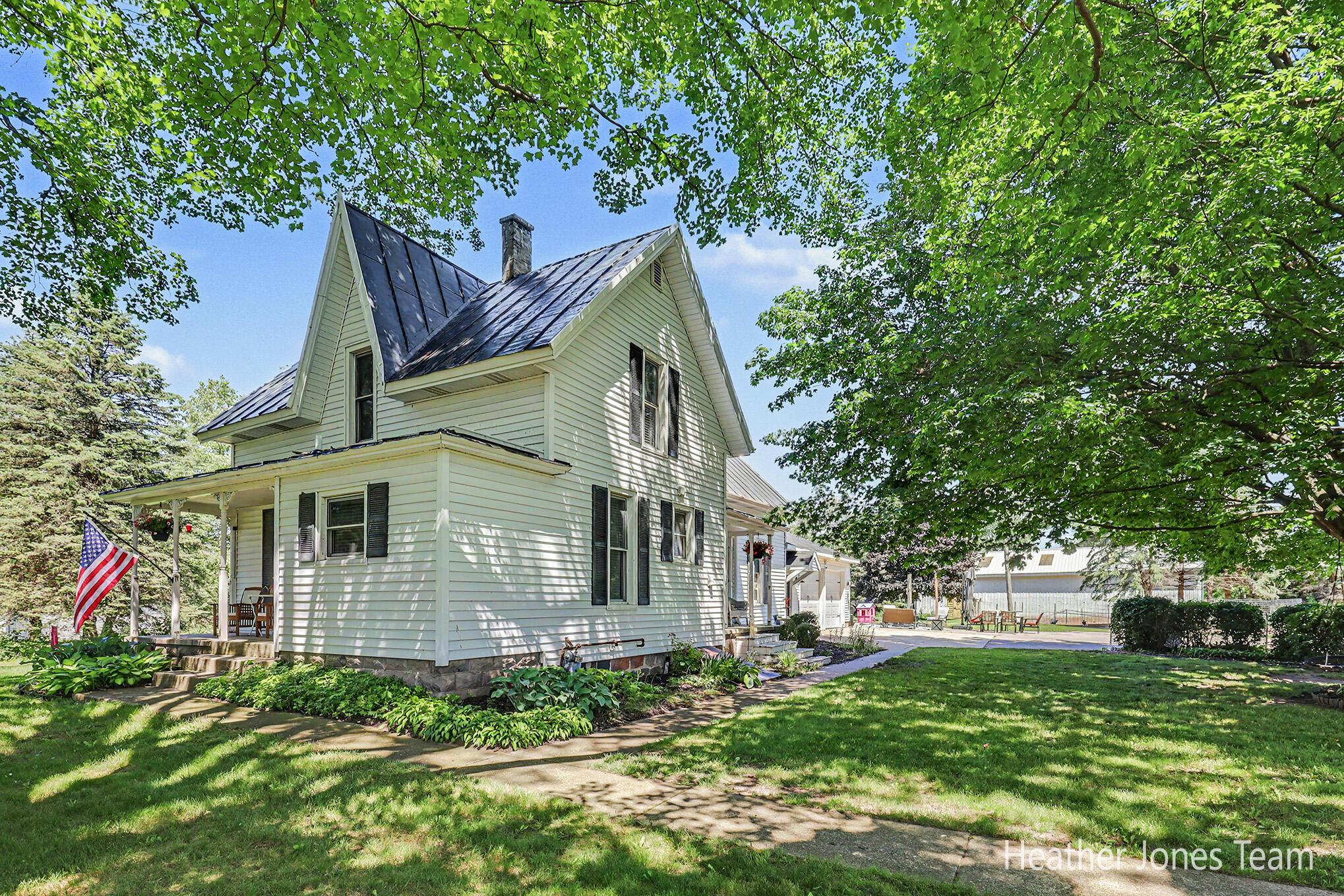 8960 Myers Lake Avenue NE Rockford MI 49341