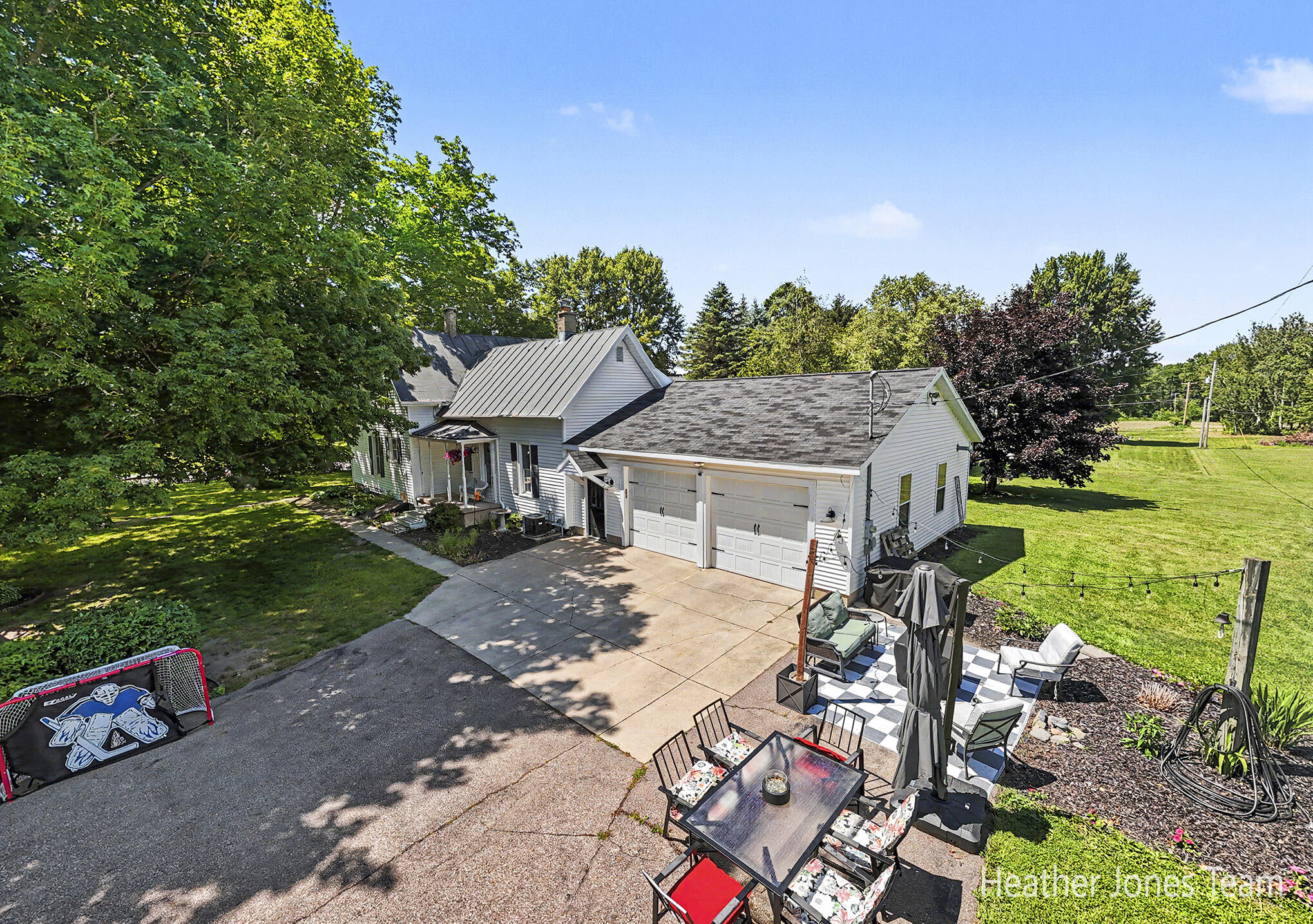 8960 Myers Lake Avenue NE Rockford MI 49341