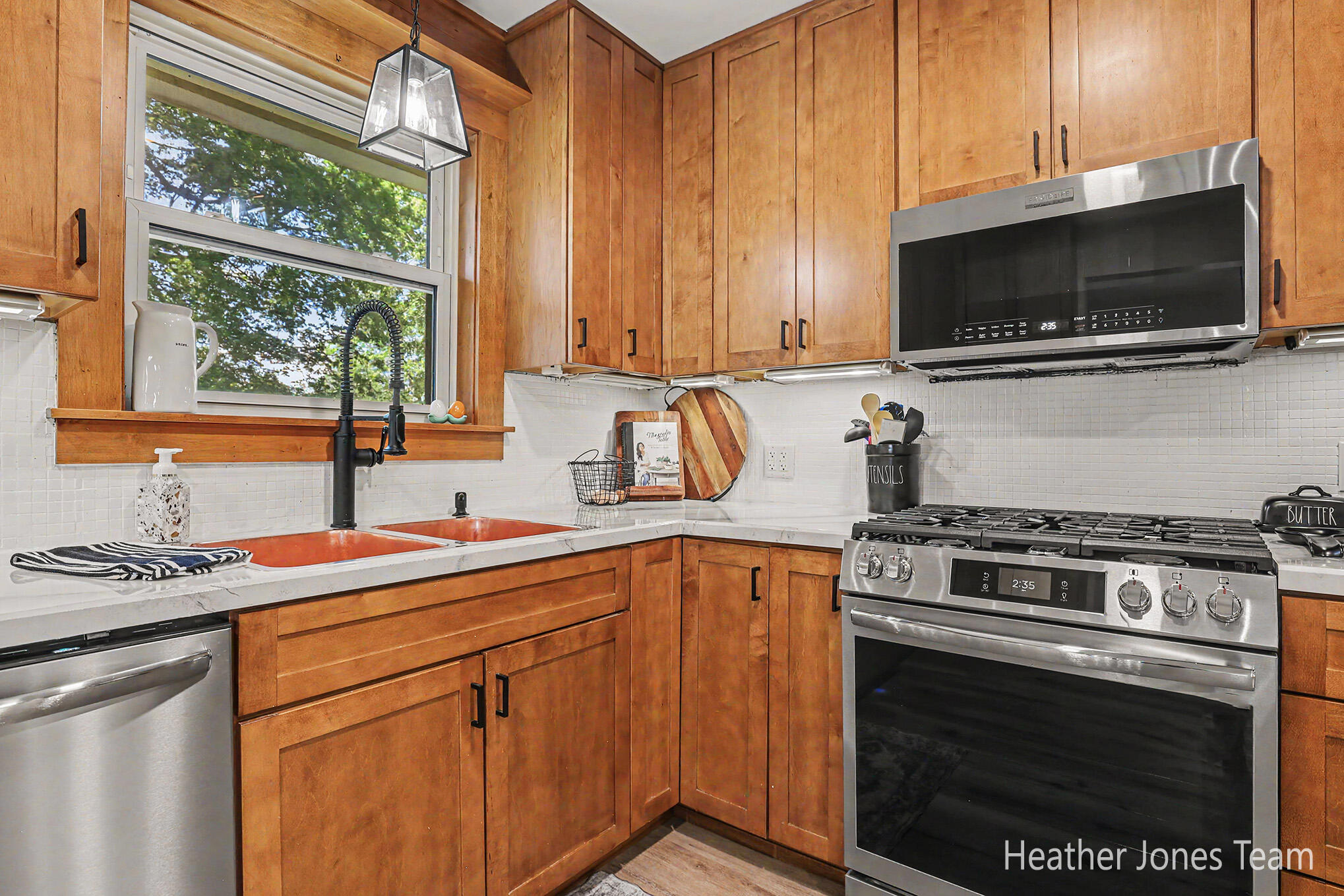 8960 Myers Lake Avenue NE Rockford MI 49341