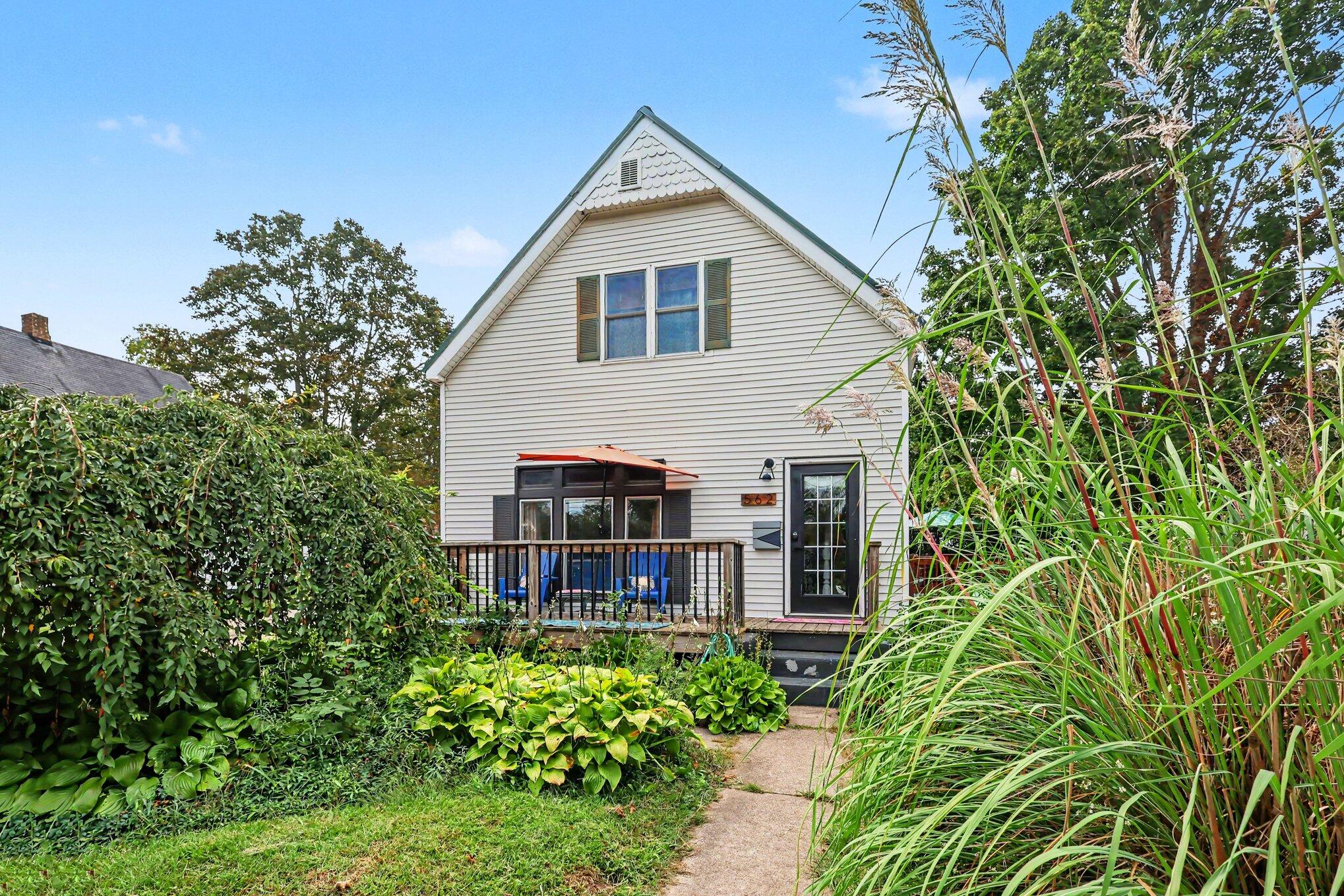 562 Kalamazoo Street South Haven MI 49090