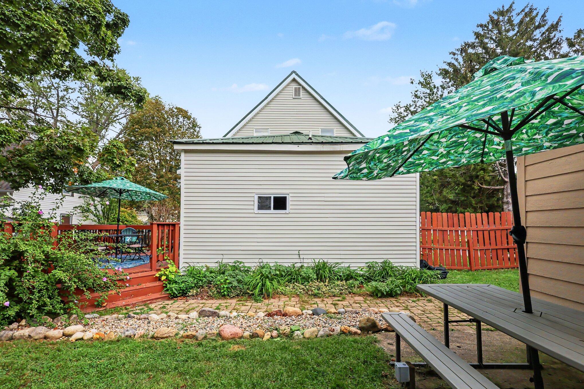 562 Kalamazoo Street South Haven MI 49090
