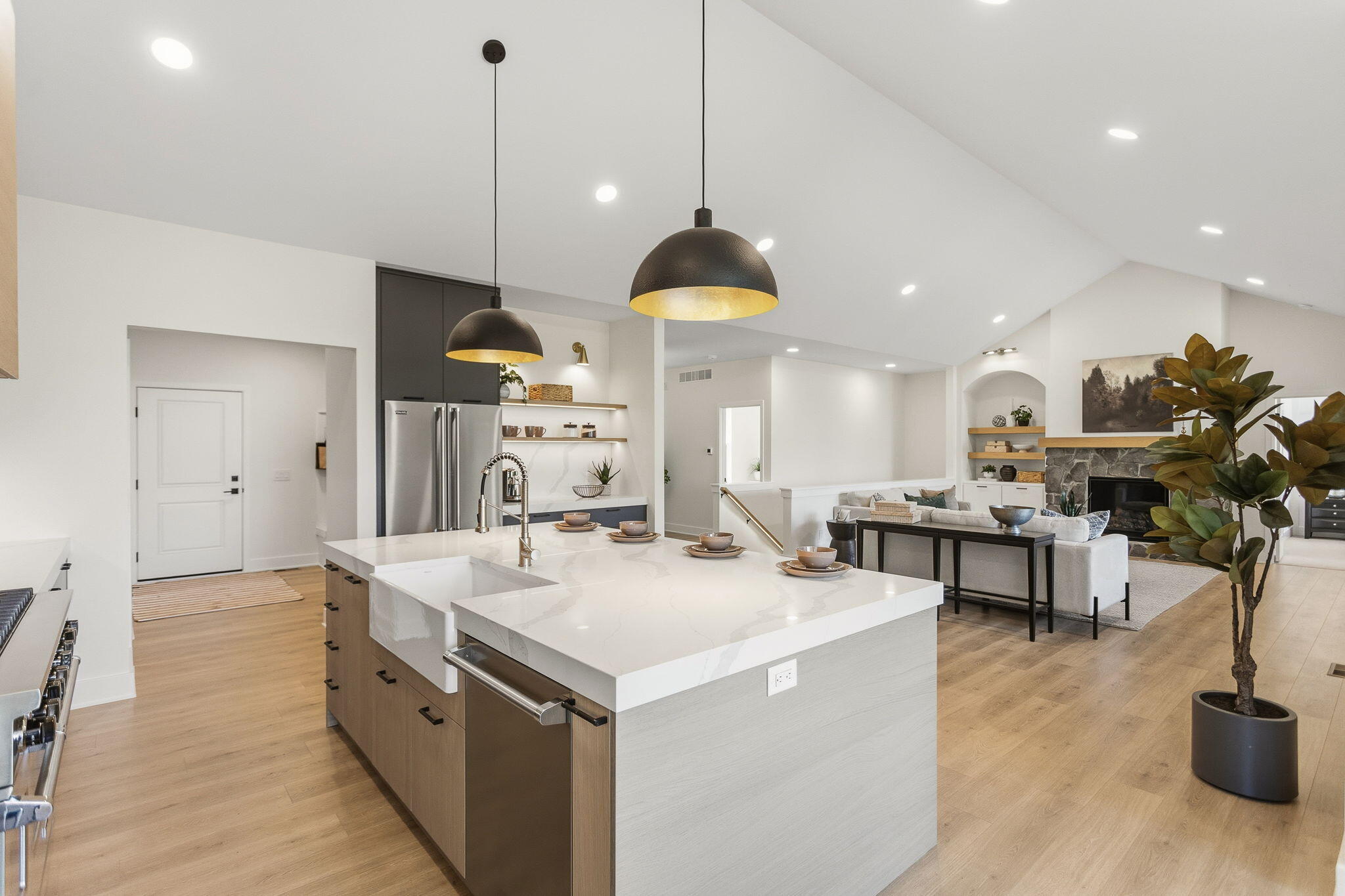 3126 Red Oak Drive Saugatuck MI 49453