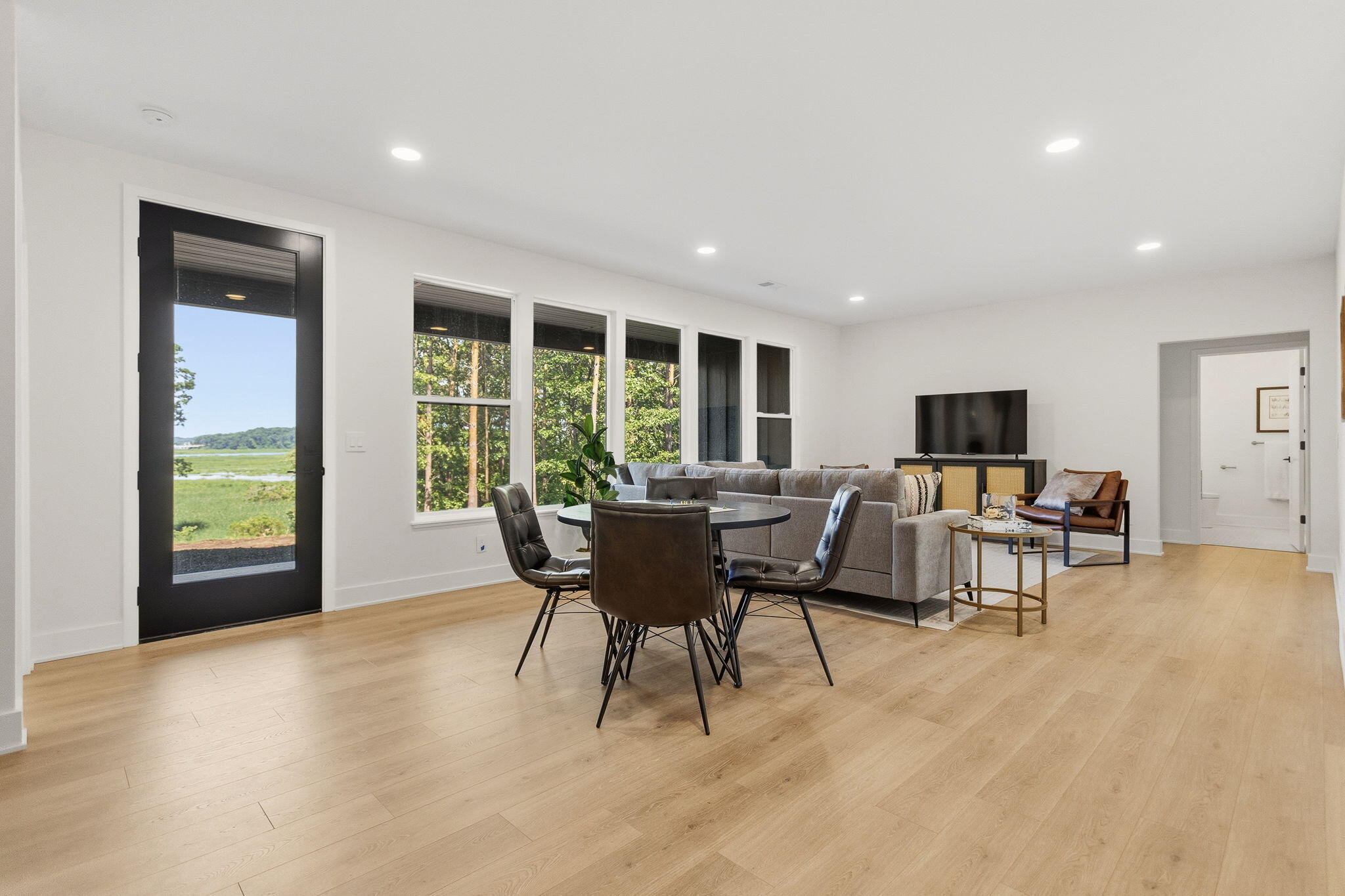 3126 Red Oak Drive Saugatuck MI 49453