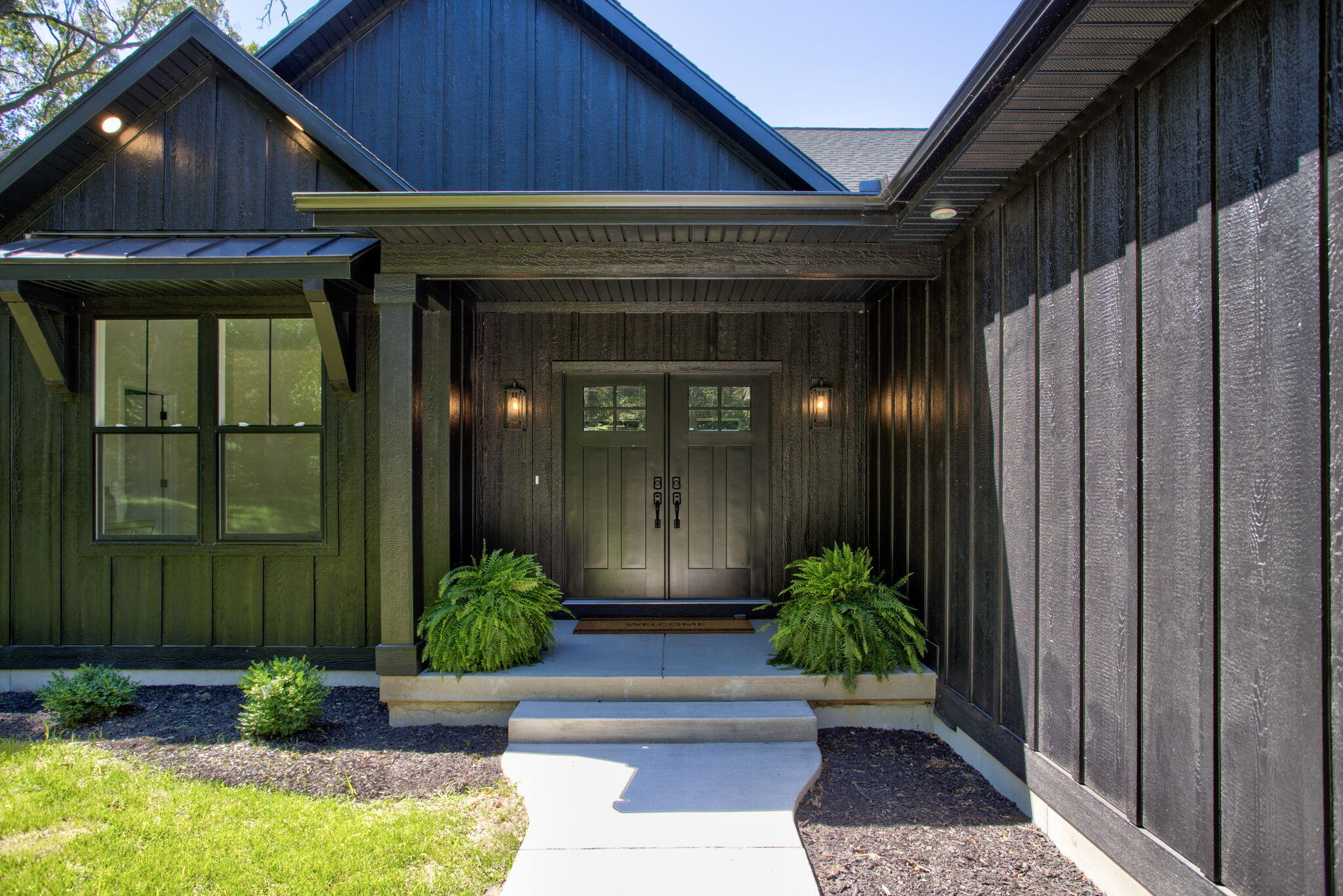 3126 Red Oak Drive Saugatuck MI 49453
