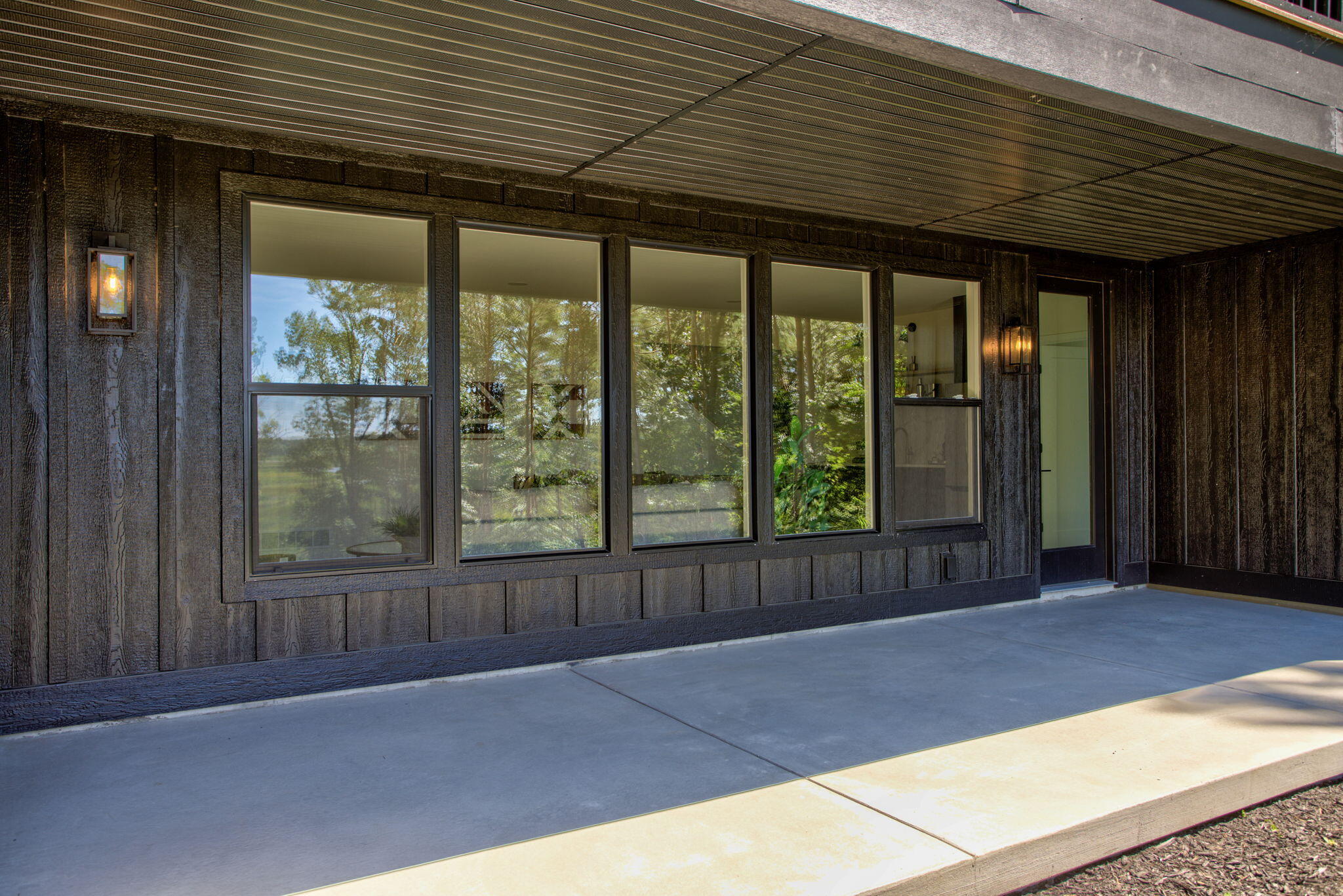 3126 Red Oak Drive Saugatuck MI 49453