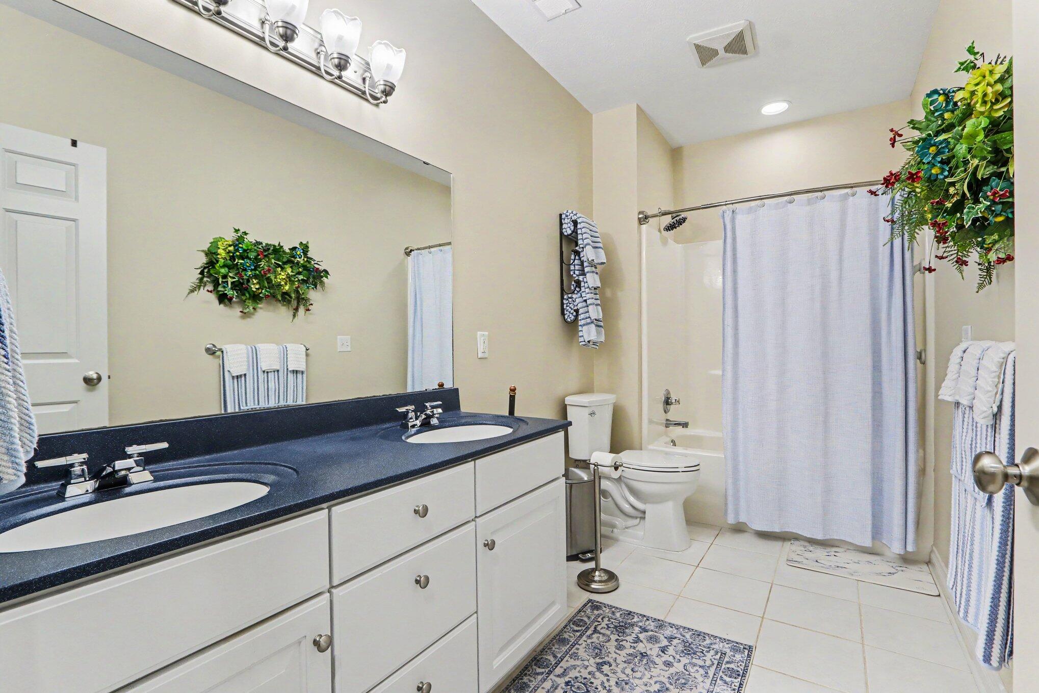 7928 Spring Haven Kalamazoo MI 49009