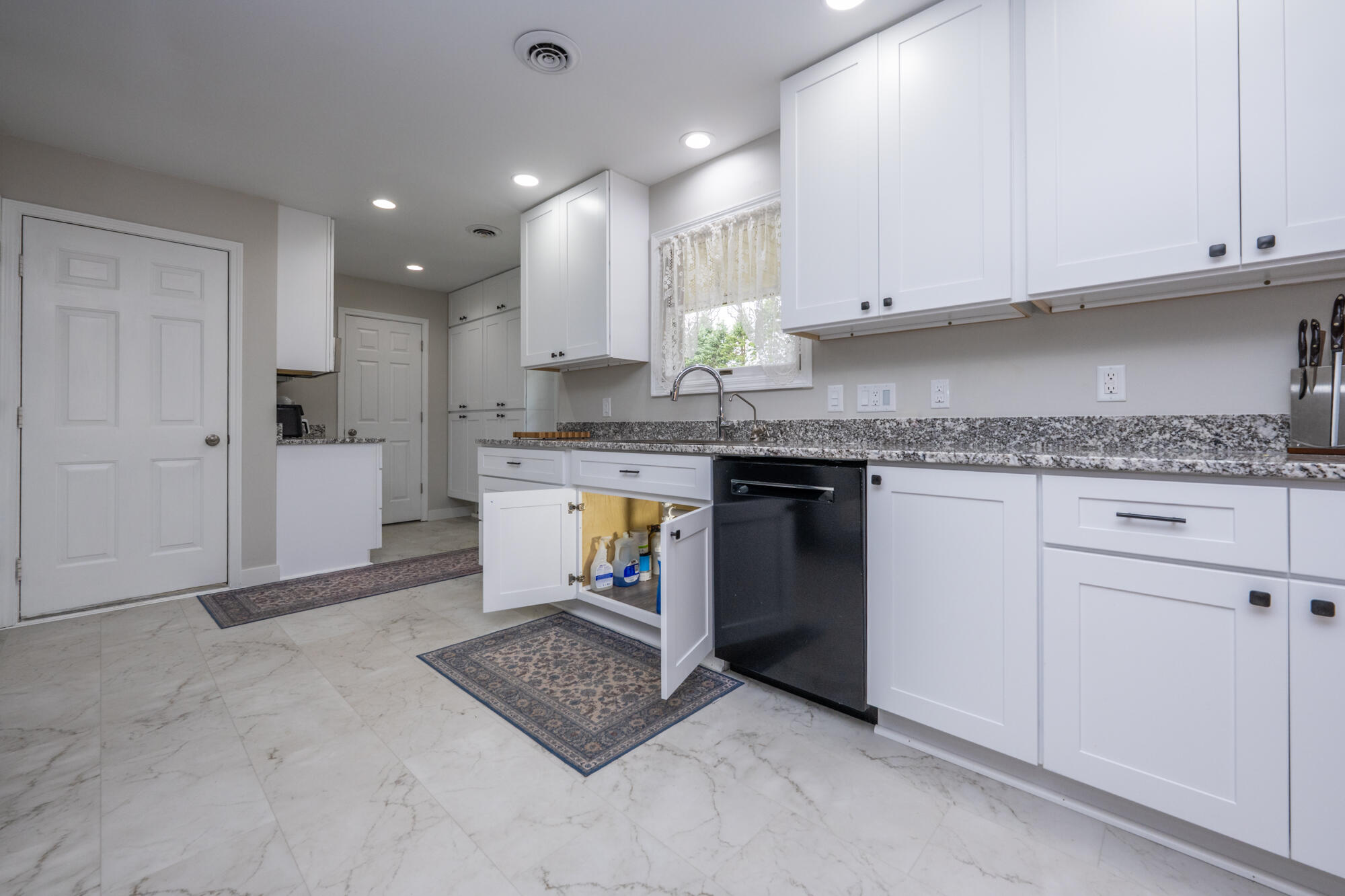 5685 Topanga Drive Coloma MI 49038