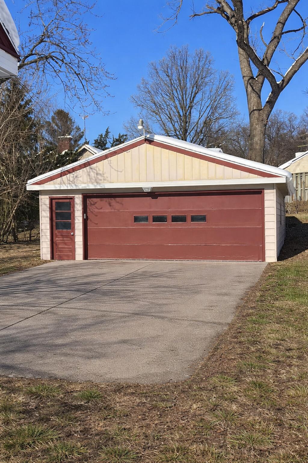 809 Everglade Drive SE Grand Rapids MI 49507