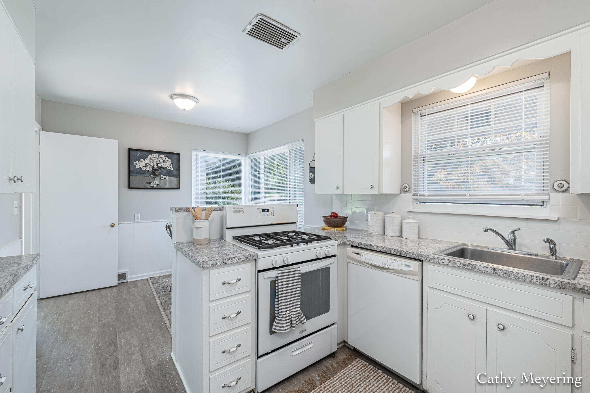 809 Everglade Drive SE Grand Rapids MI 49507