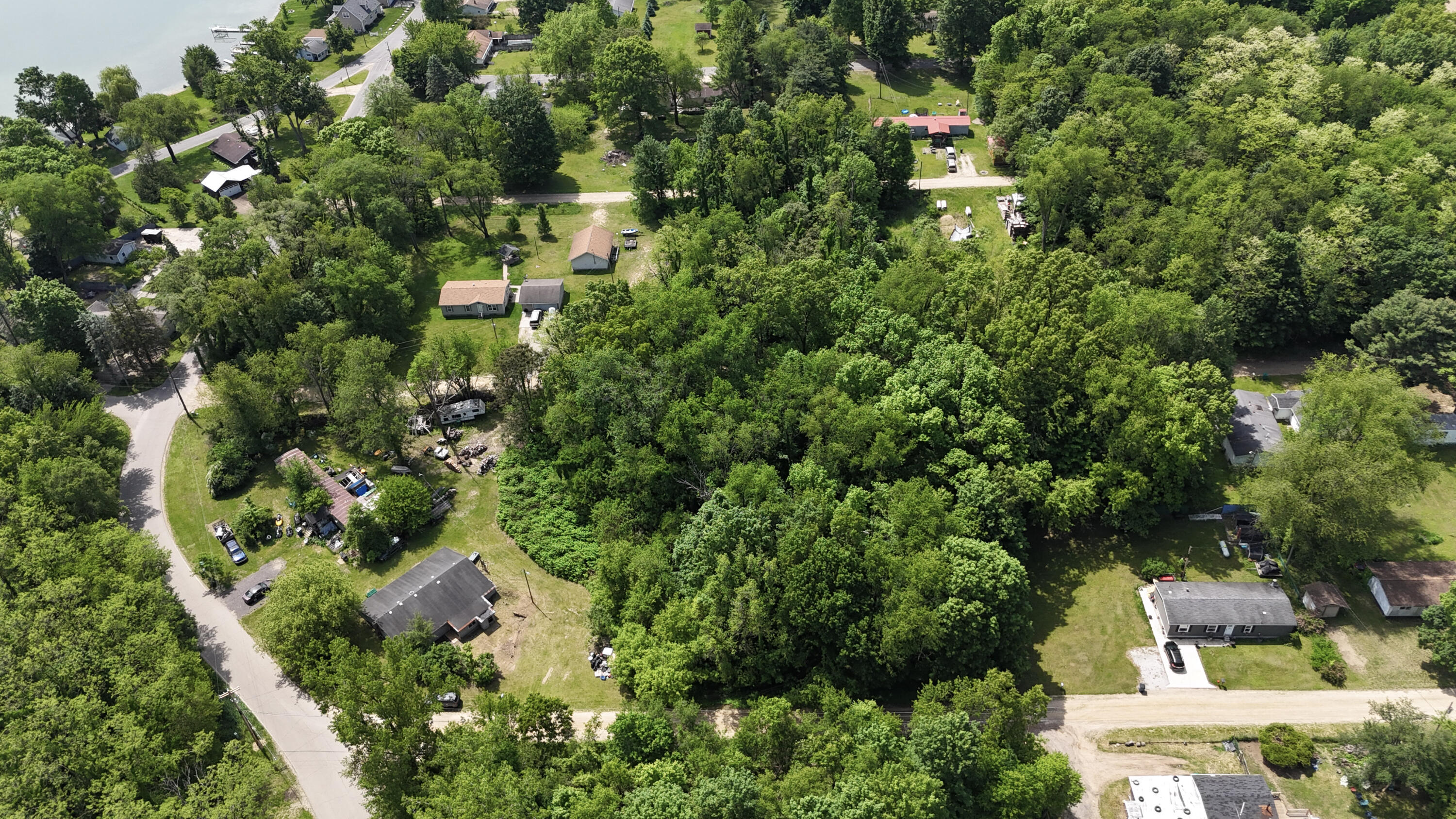 52682 Lindbergh Drive Dowagiac MI 49047