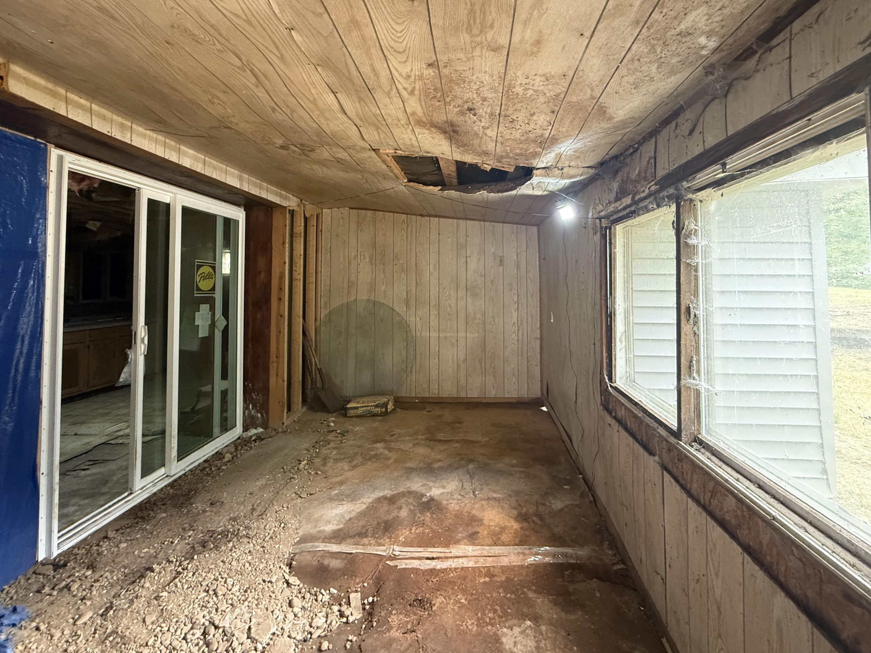 52682 Lindbergh Drive Dowagiac MI 49047