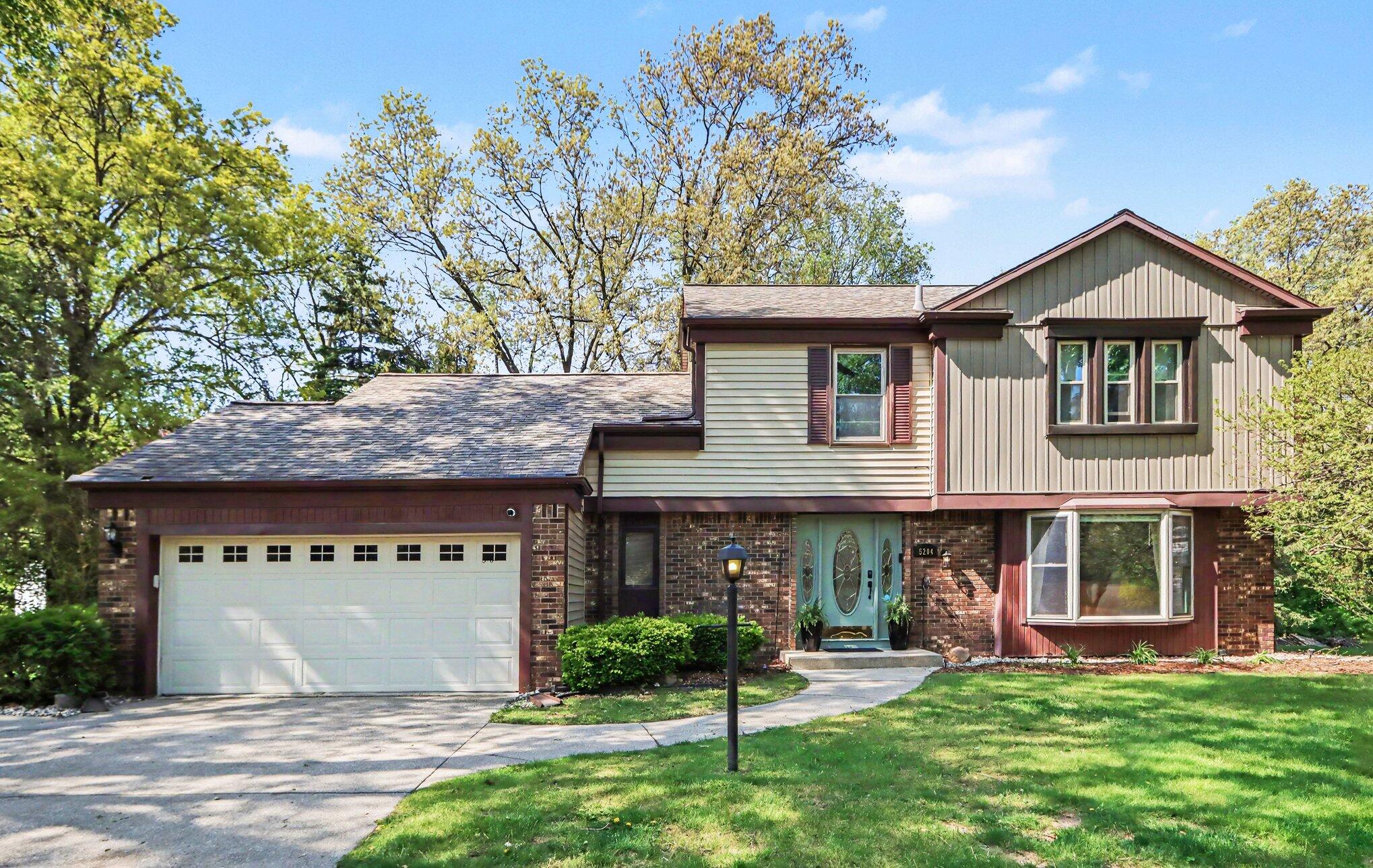 5204 Foxcroft Drive Kalamazoo MI 49009