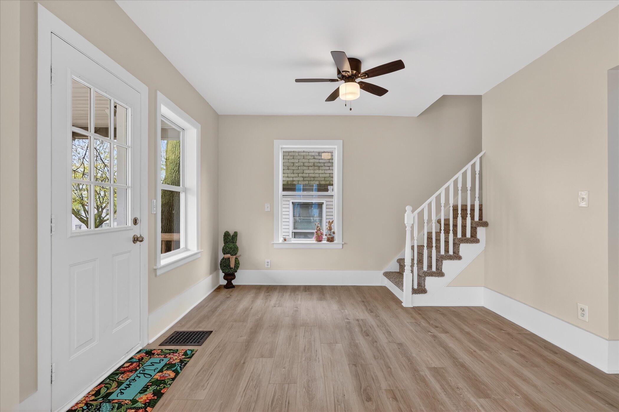 25 Palmer Street NW Grand Rapids MI 49505