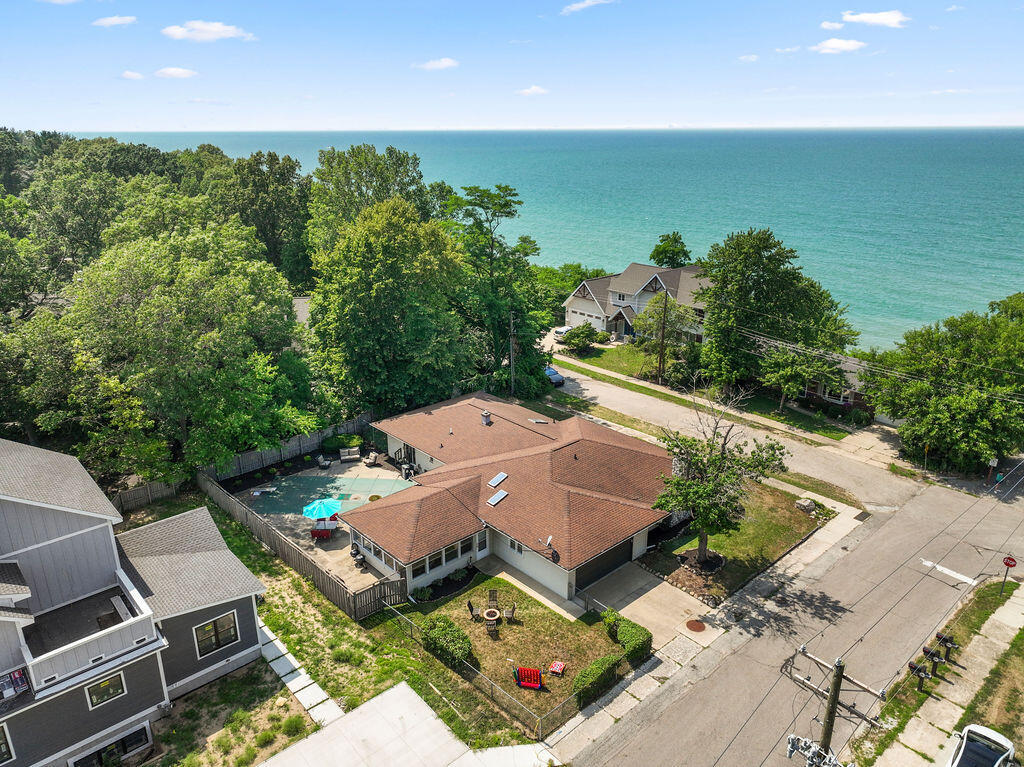 1501 Shore Drive New Buffalo MI 49117