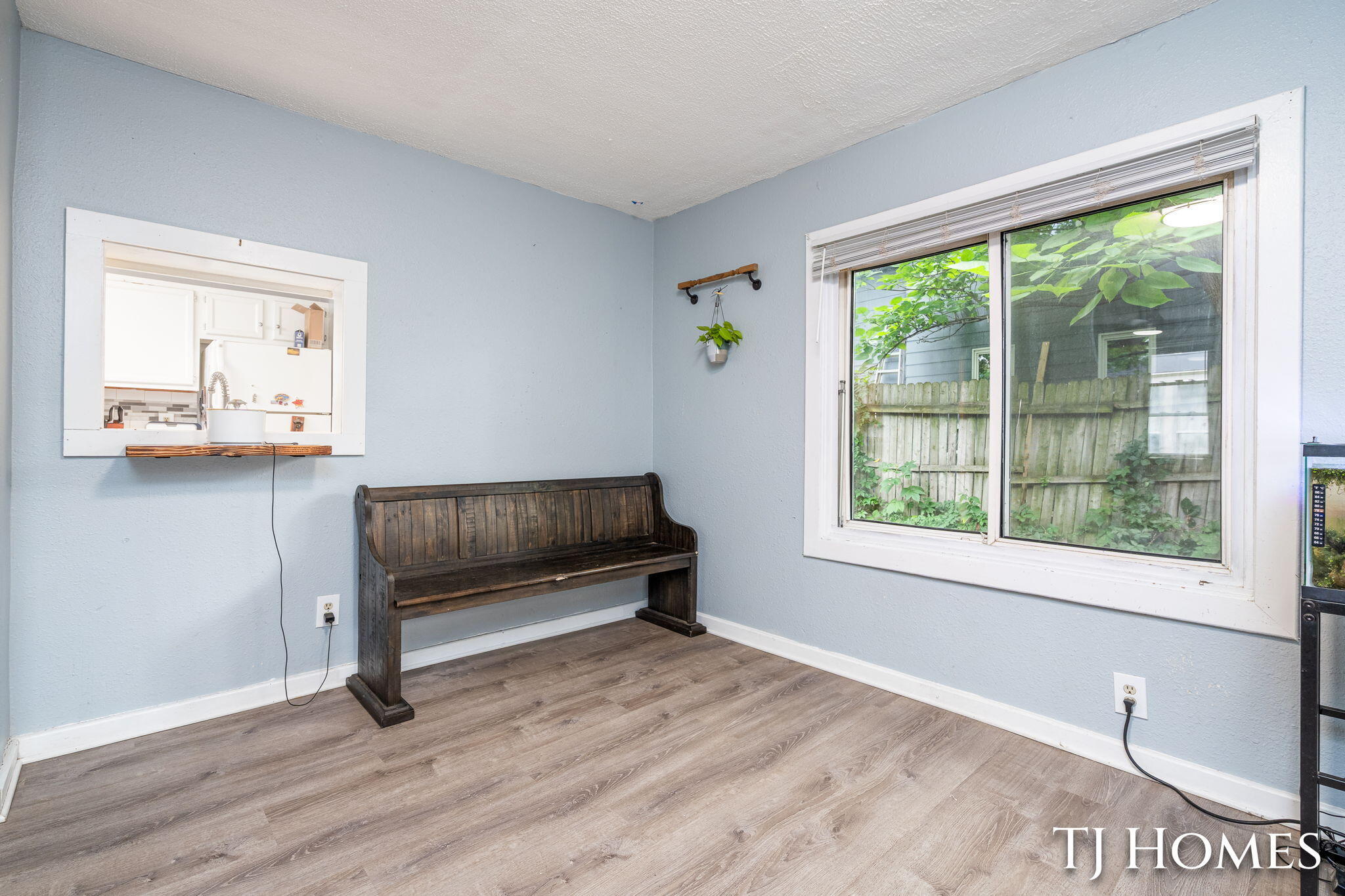 338 Hanover Street NE Grand Rapids MI 49505