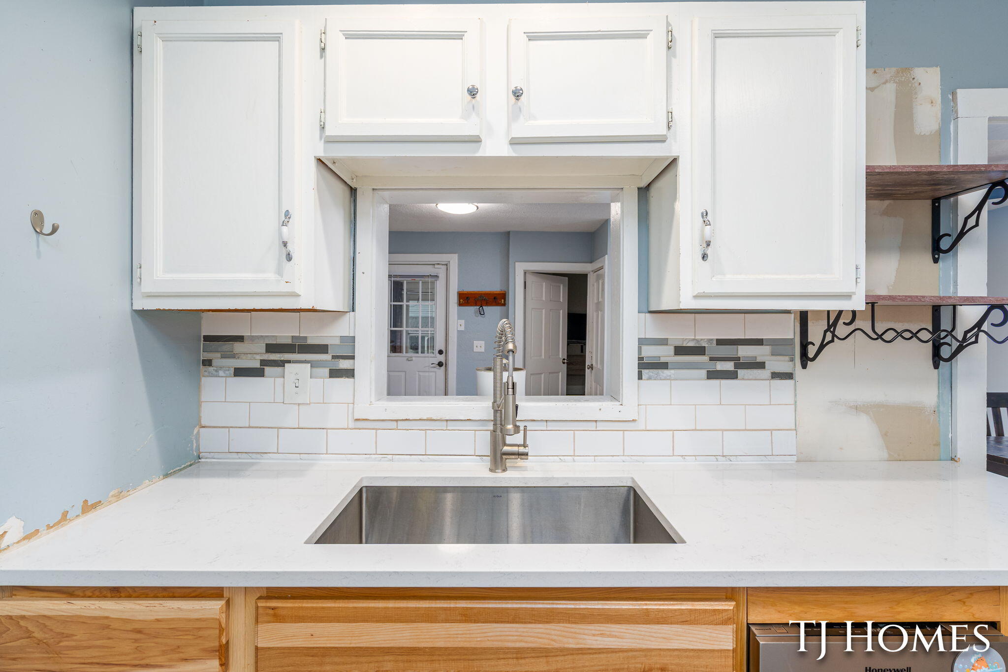338 Hanover Street NE Grand Rapids MI 49505