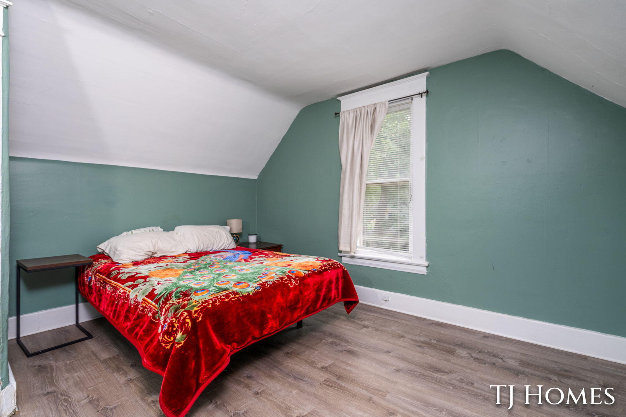 338 Hanover Street NE Grand Rapids MI 49505