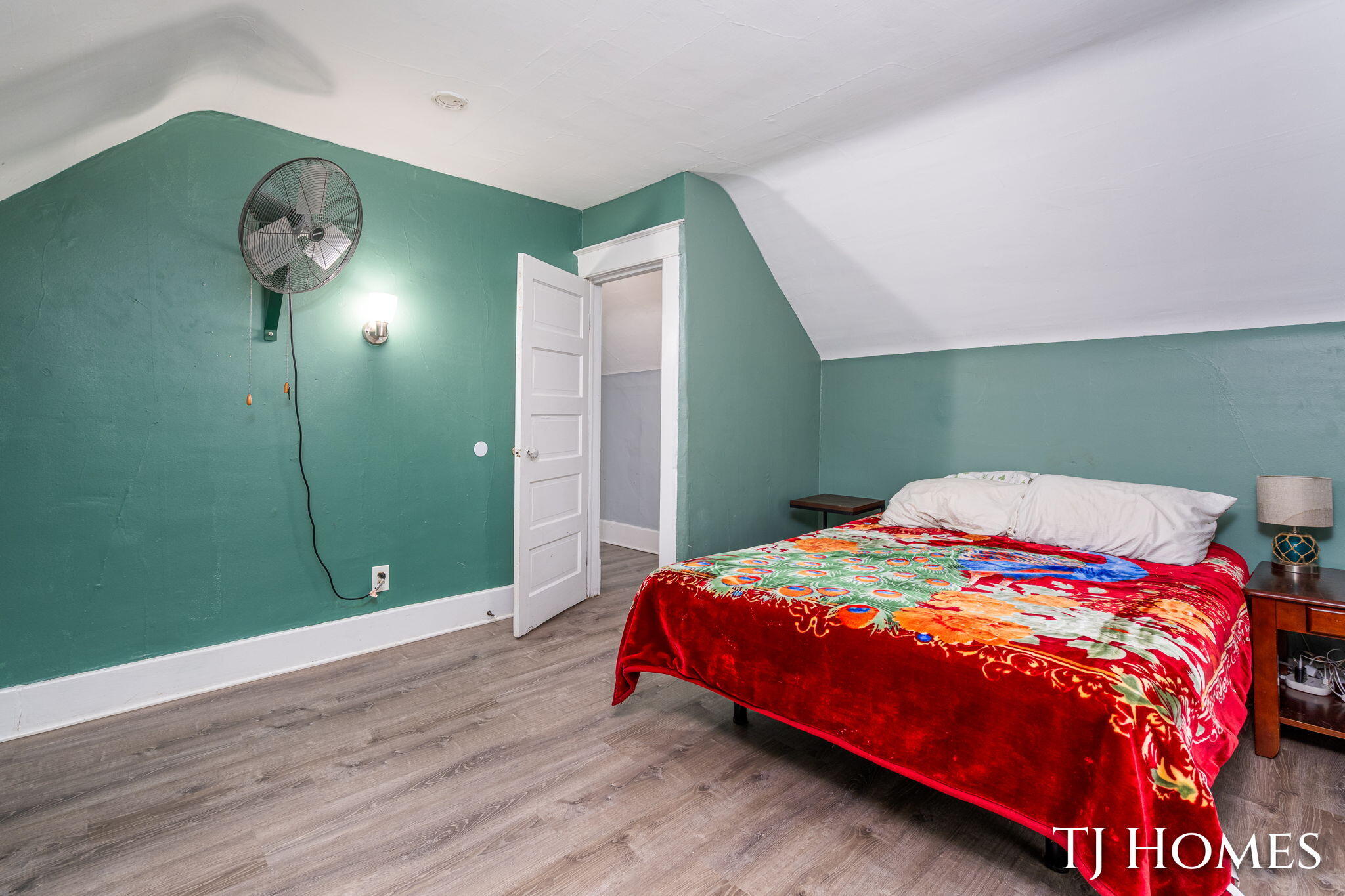 338 Hanover Street NE Grand Rapids MI 49505