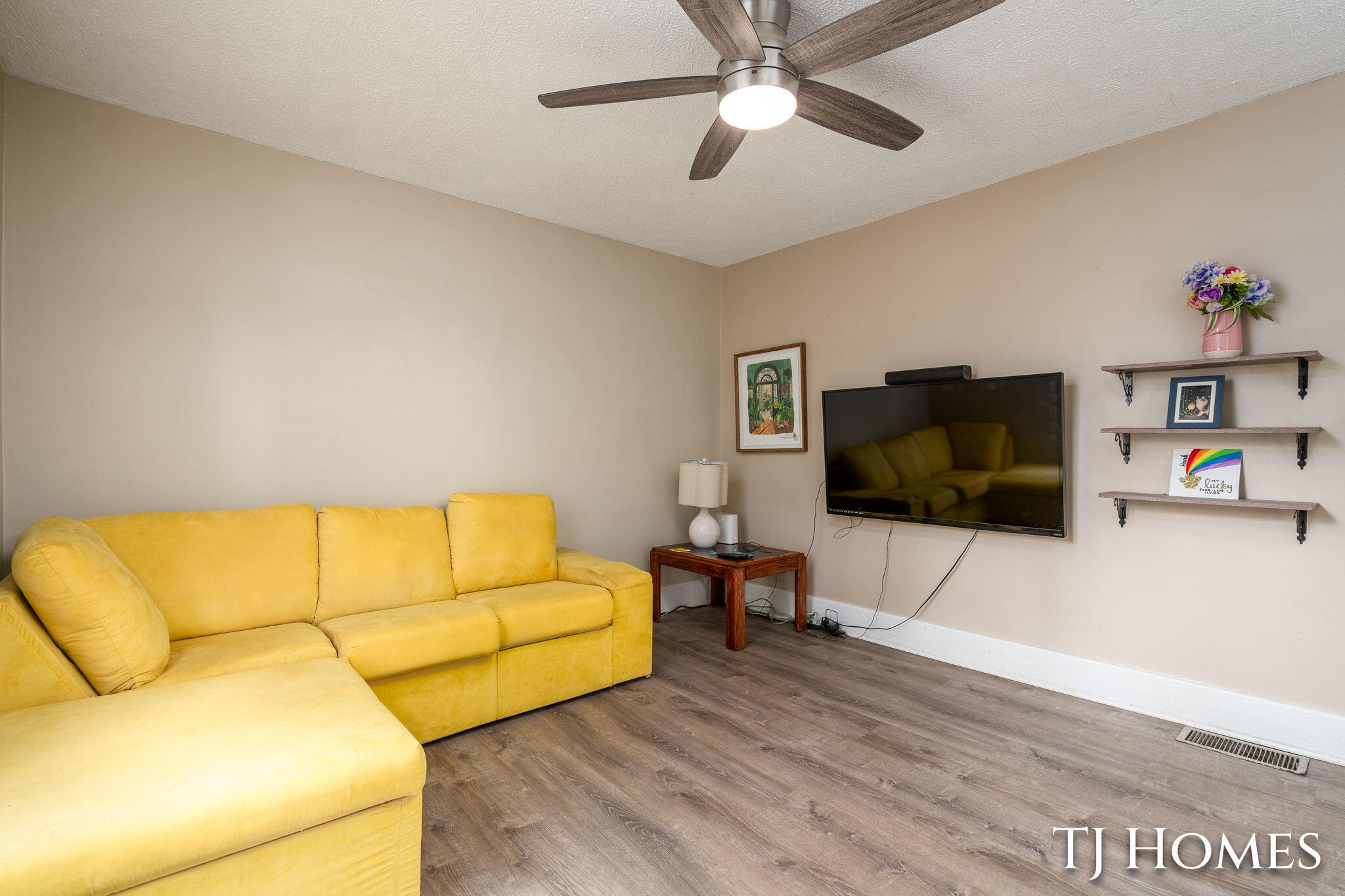 338 Hanover Street NE Grand Rapids MI 49505