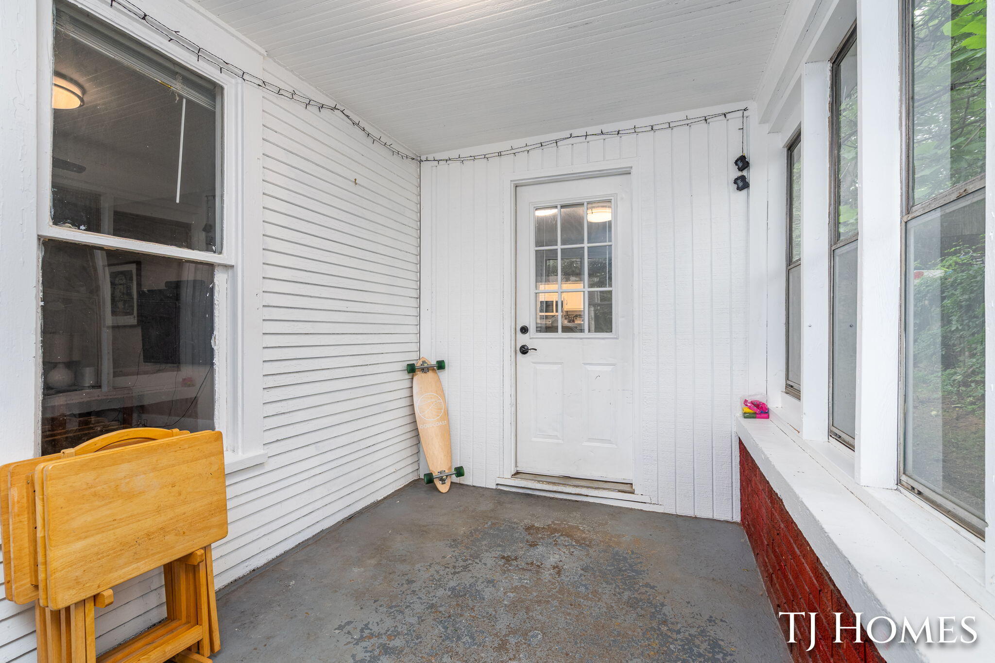 338 Hanover Street NE Grand Rapids MI 49505