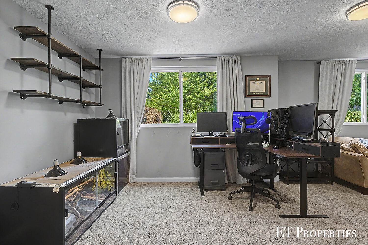 1210 Palmer Court NE Grand Rapids MI 49505