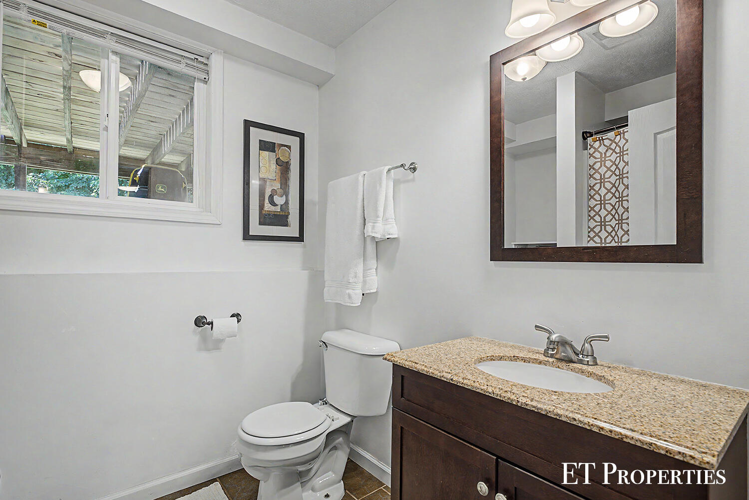 1210 Palmer Court NE Grand Rapids MI 49505