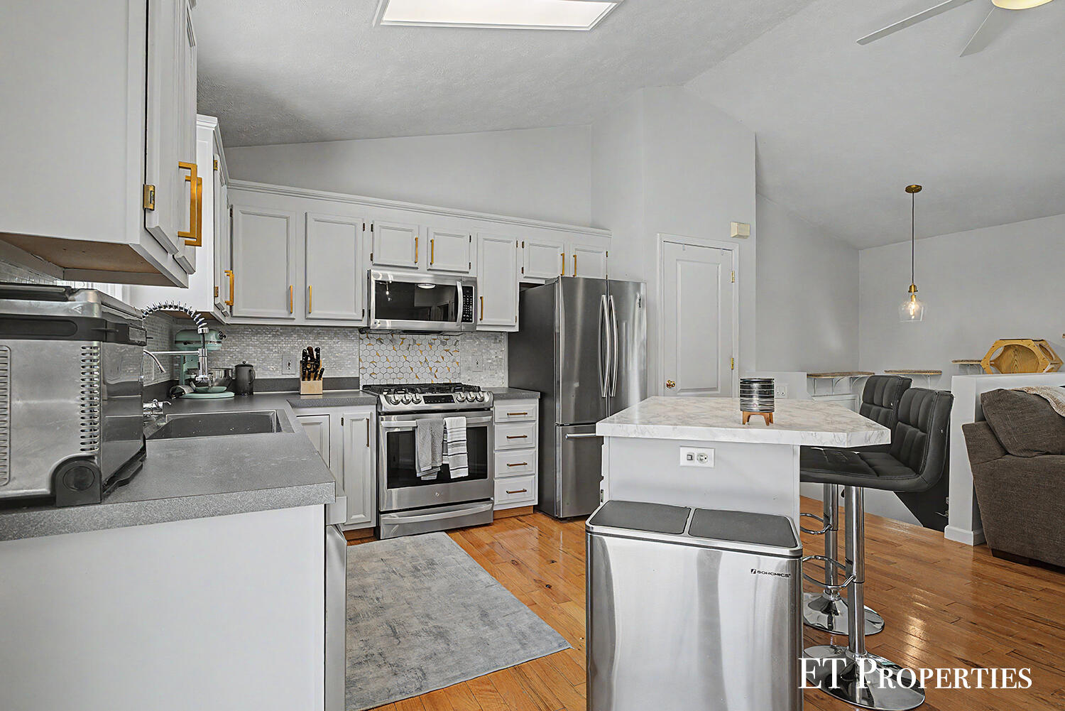 1210 Palmer Court NE Grand Rapids MI 49505