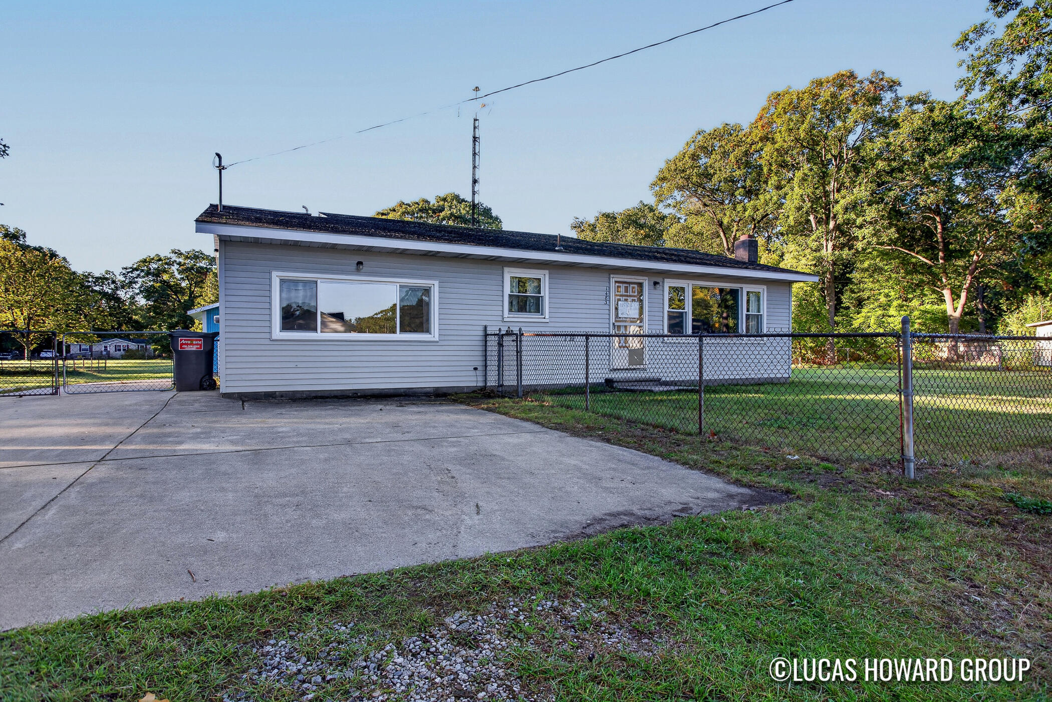 1483 Yarmouth Avenue Norton Shores MI 49444