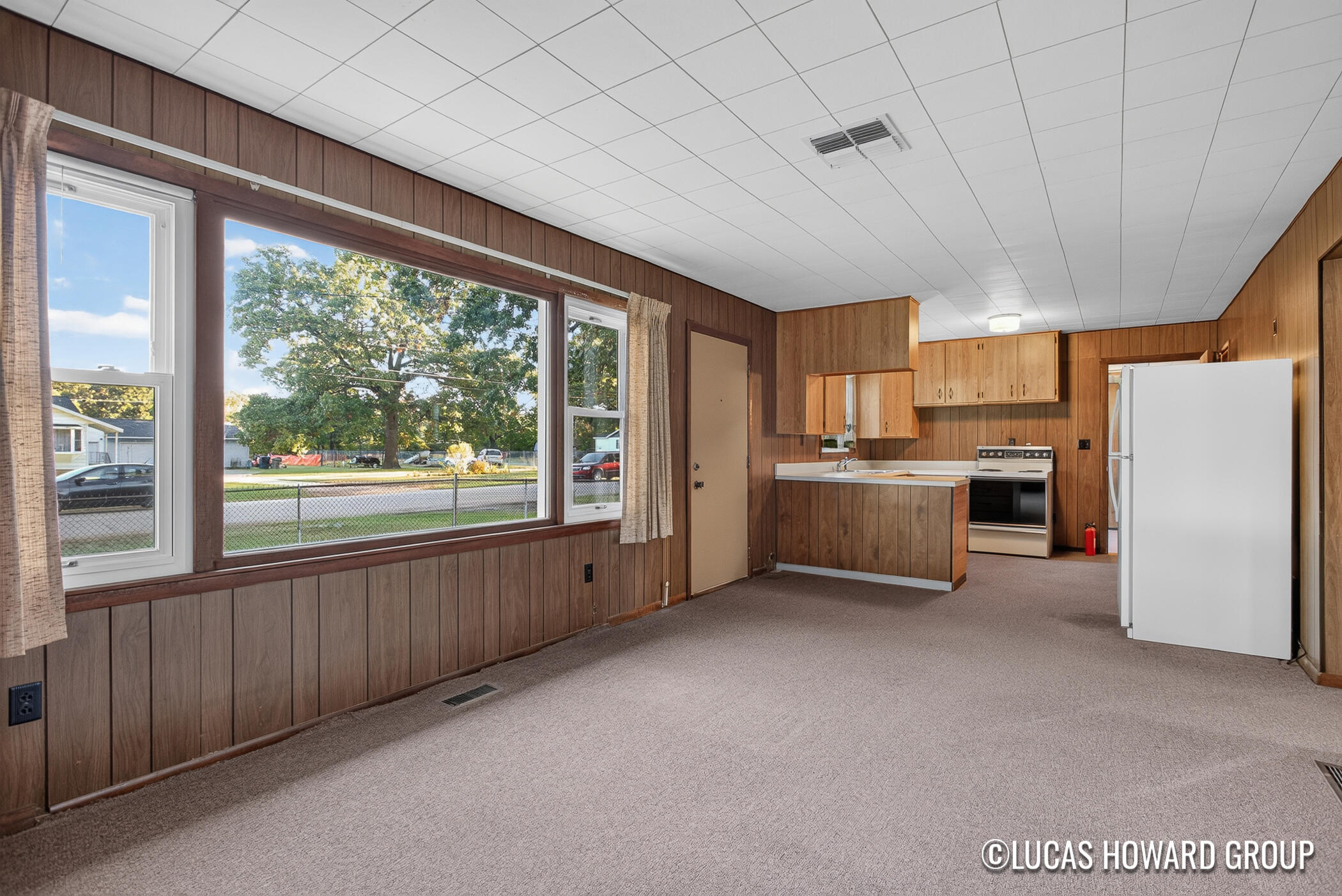 1483 Yarmouth Avenue Norton Shores MI 49444