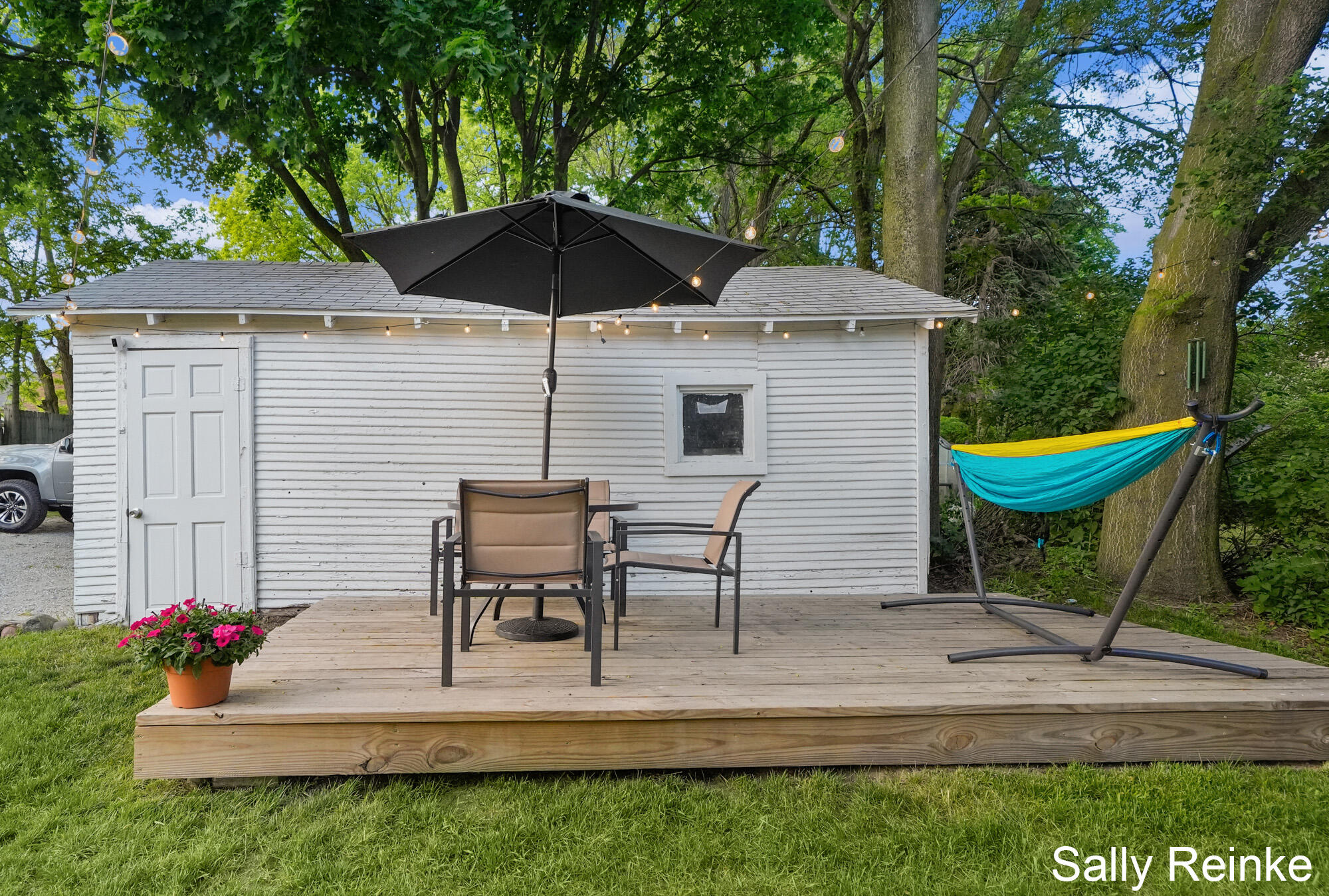 859 Flat Street NE Grand Rapids MI 49503