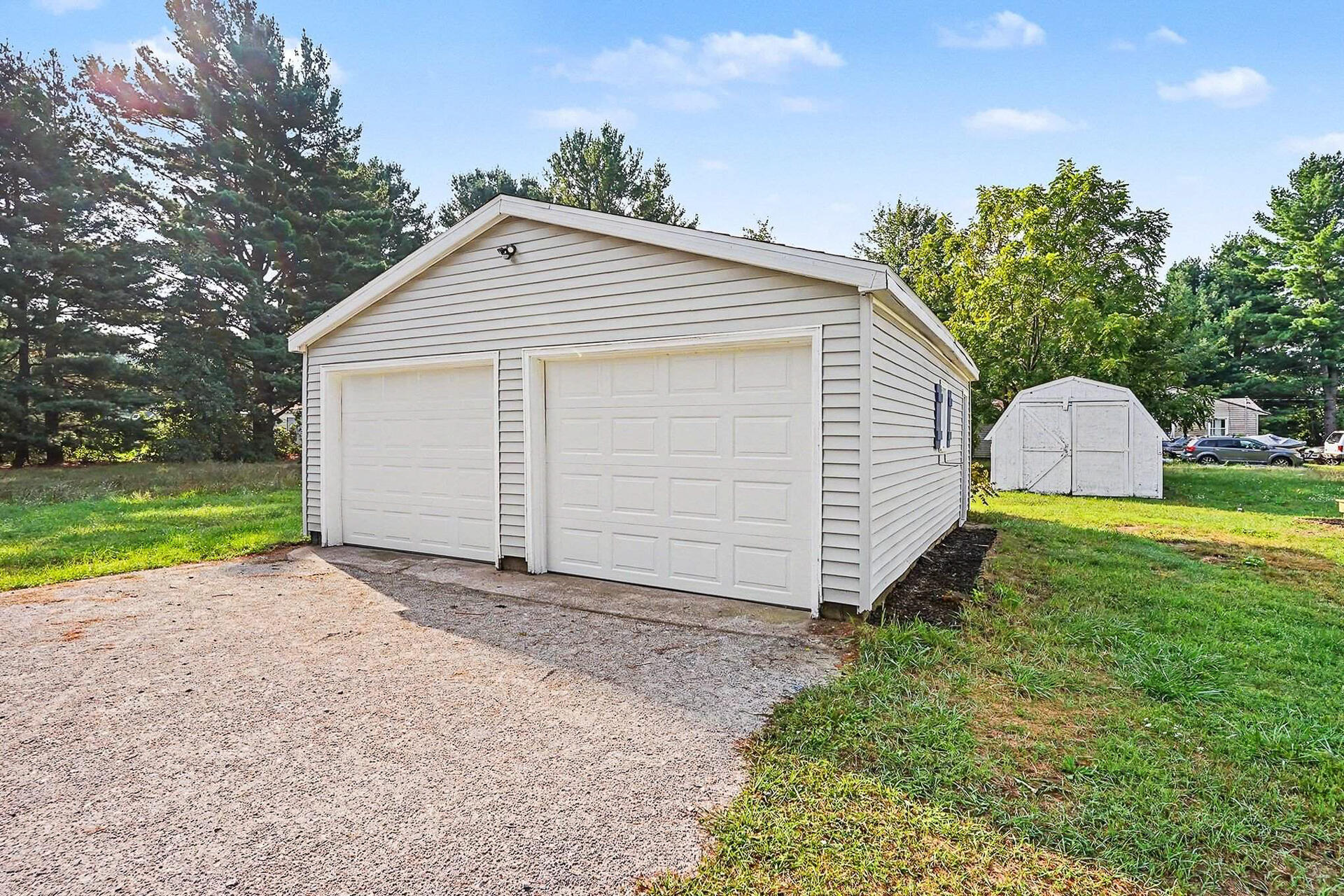 2513 Mclaughlin Avenue Muskegon MI 49442