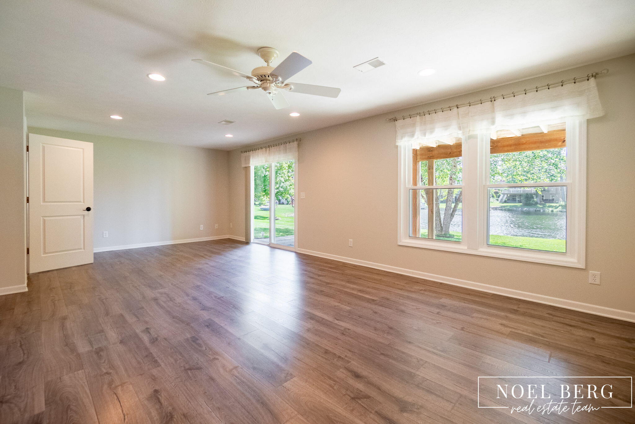 15 W Watershore Drive Muskegon MI 49444