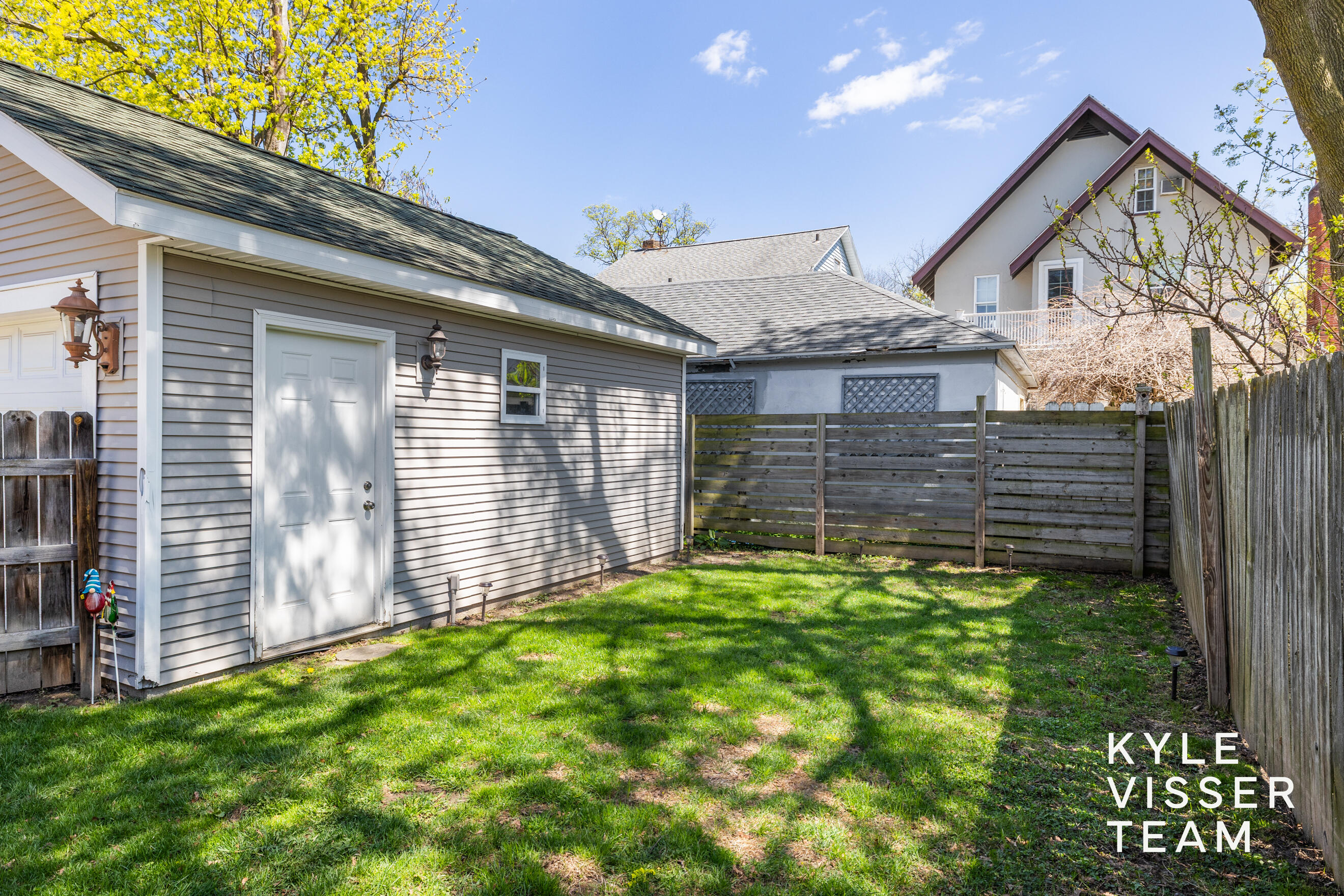 622 Gladstone Drive SE East Grand Rapids MI 49506