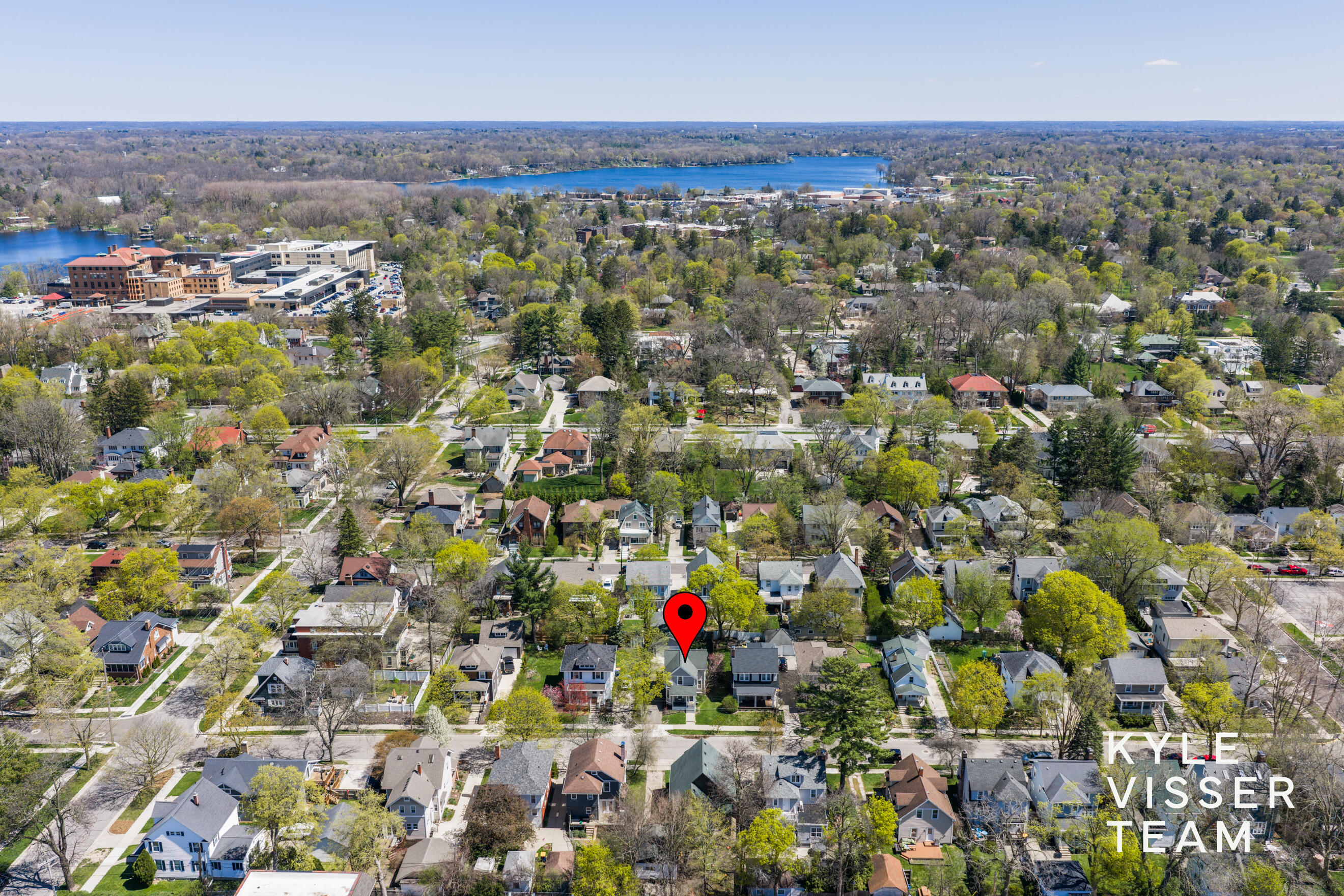 622 Gladstone Drive SE East Grand Rapids MI 49506