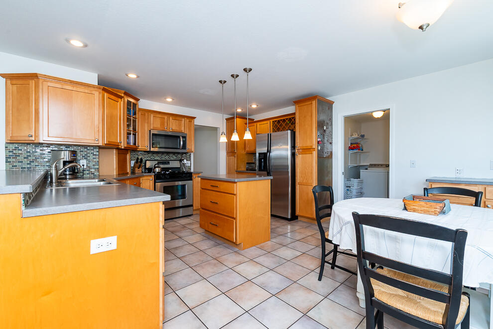 8479 Kaleb Kove Street Kalamazoo MI 49009