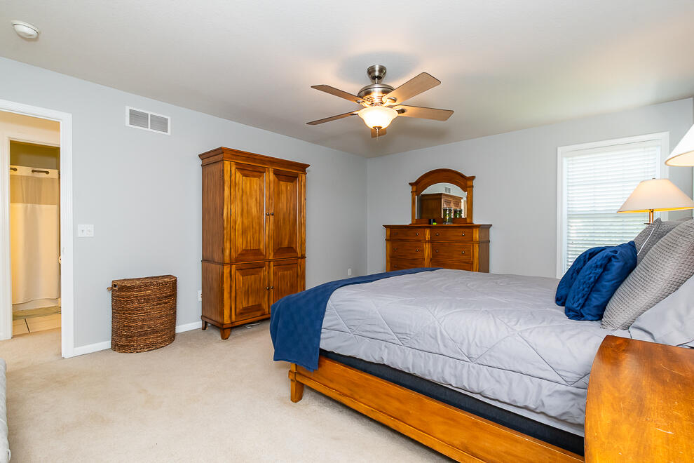 8479 Kaleb Kove Street Kalamazoo MI 49009