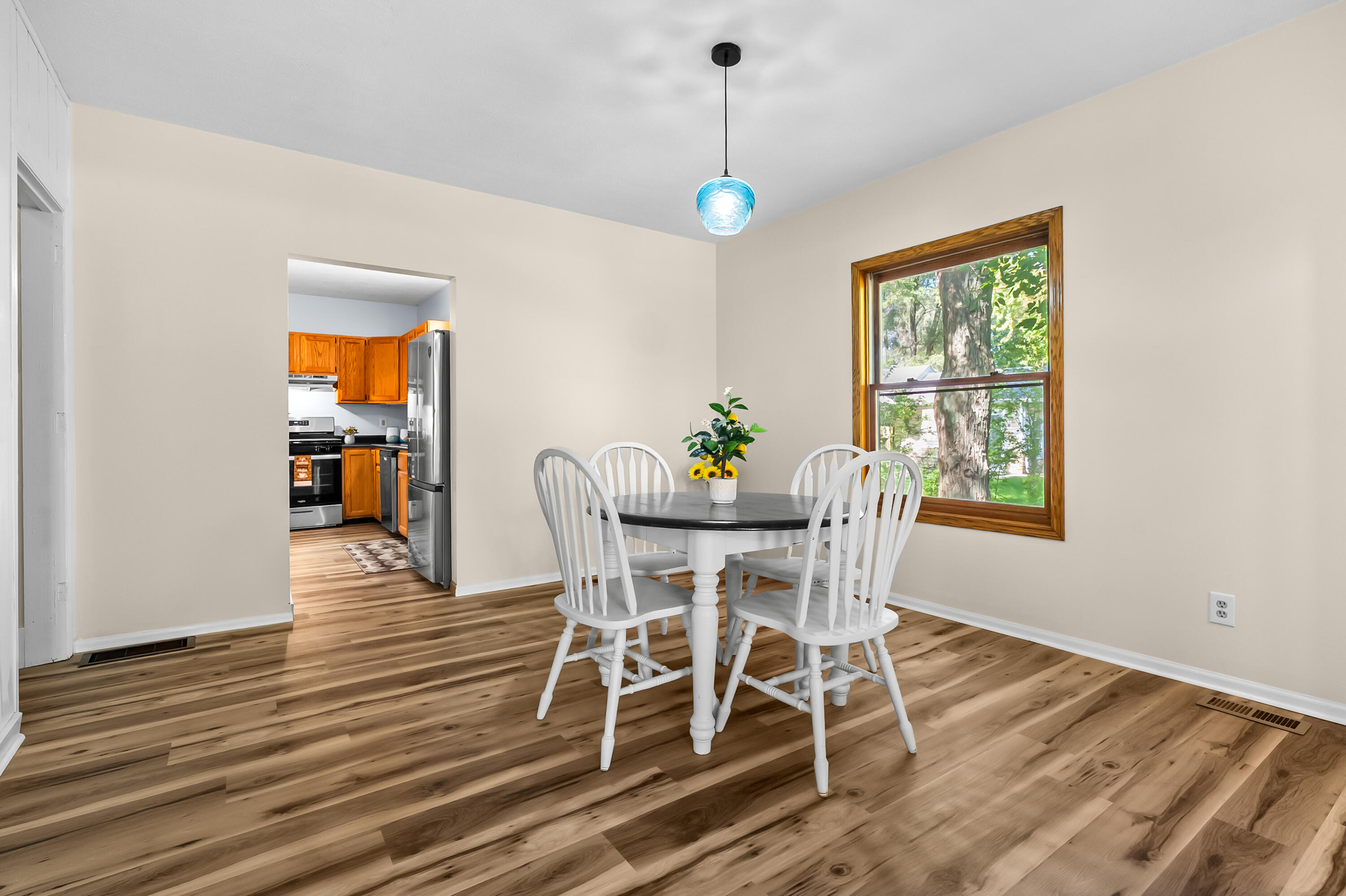 166 N West Street Coloma MI 49038