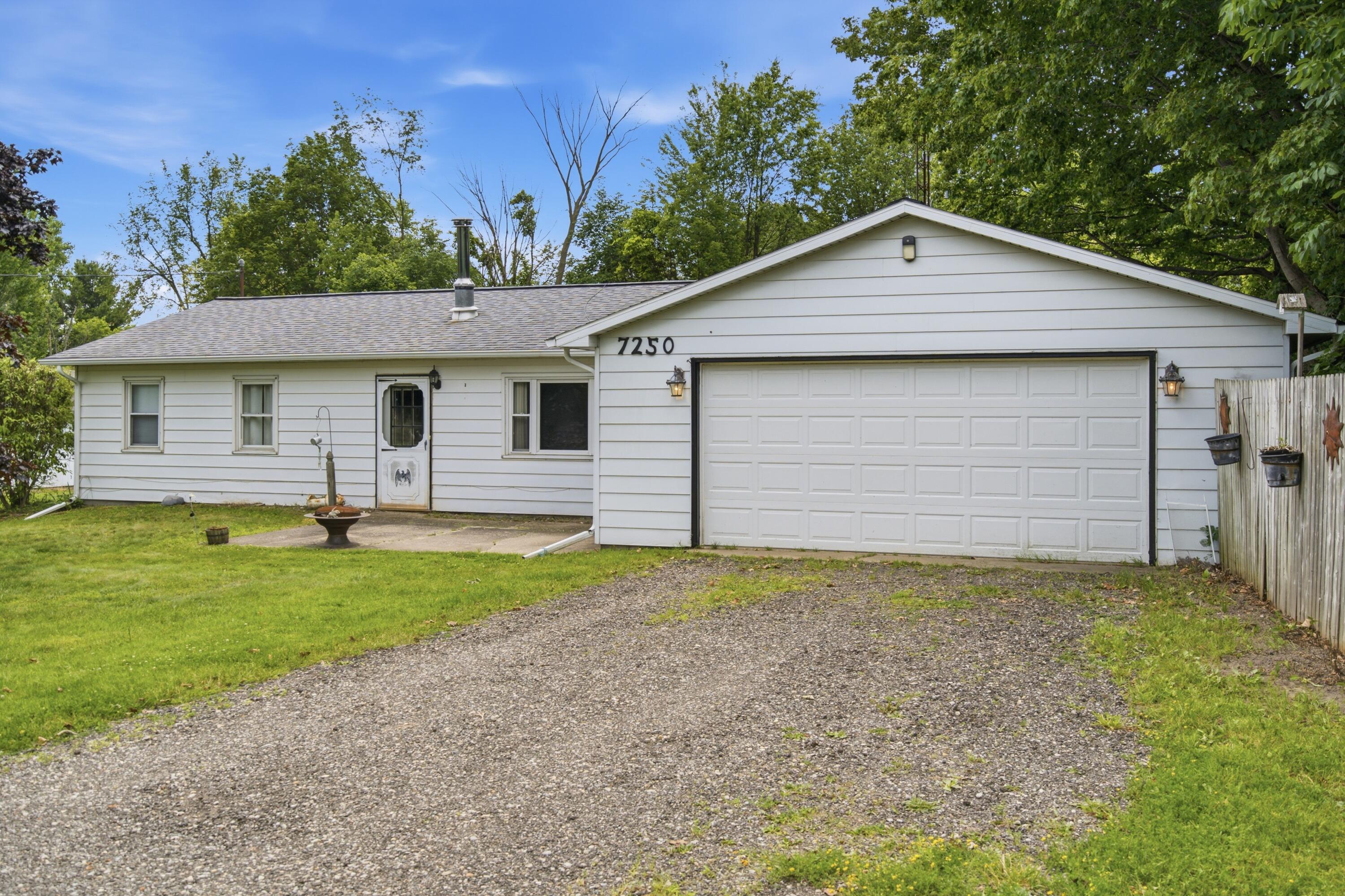 7250 101st Avenue South Haven MI 49090
