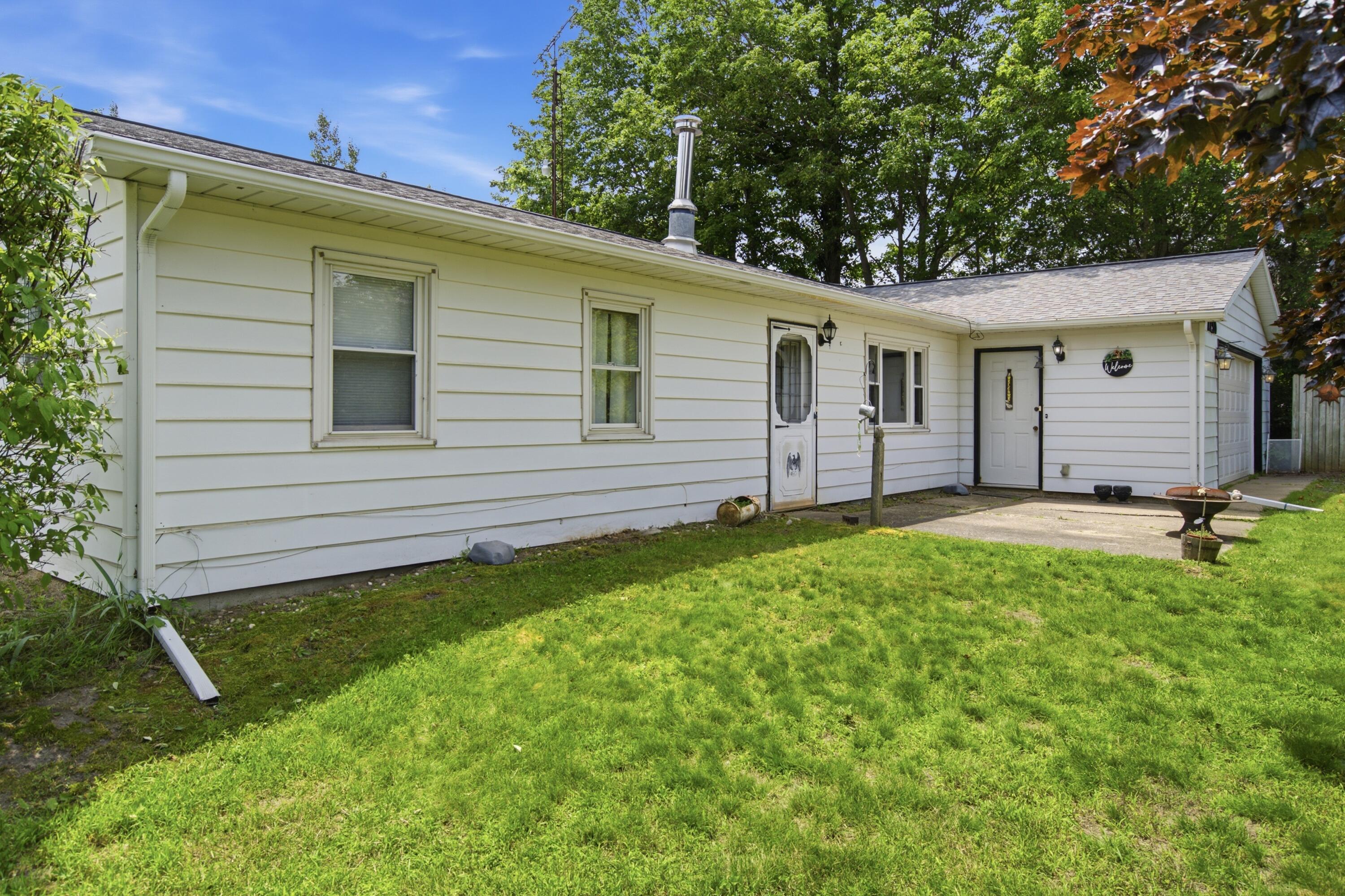 7250 101st Avenue South Haven MI 49090