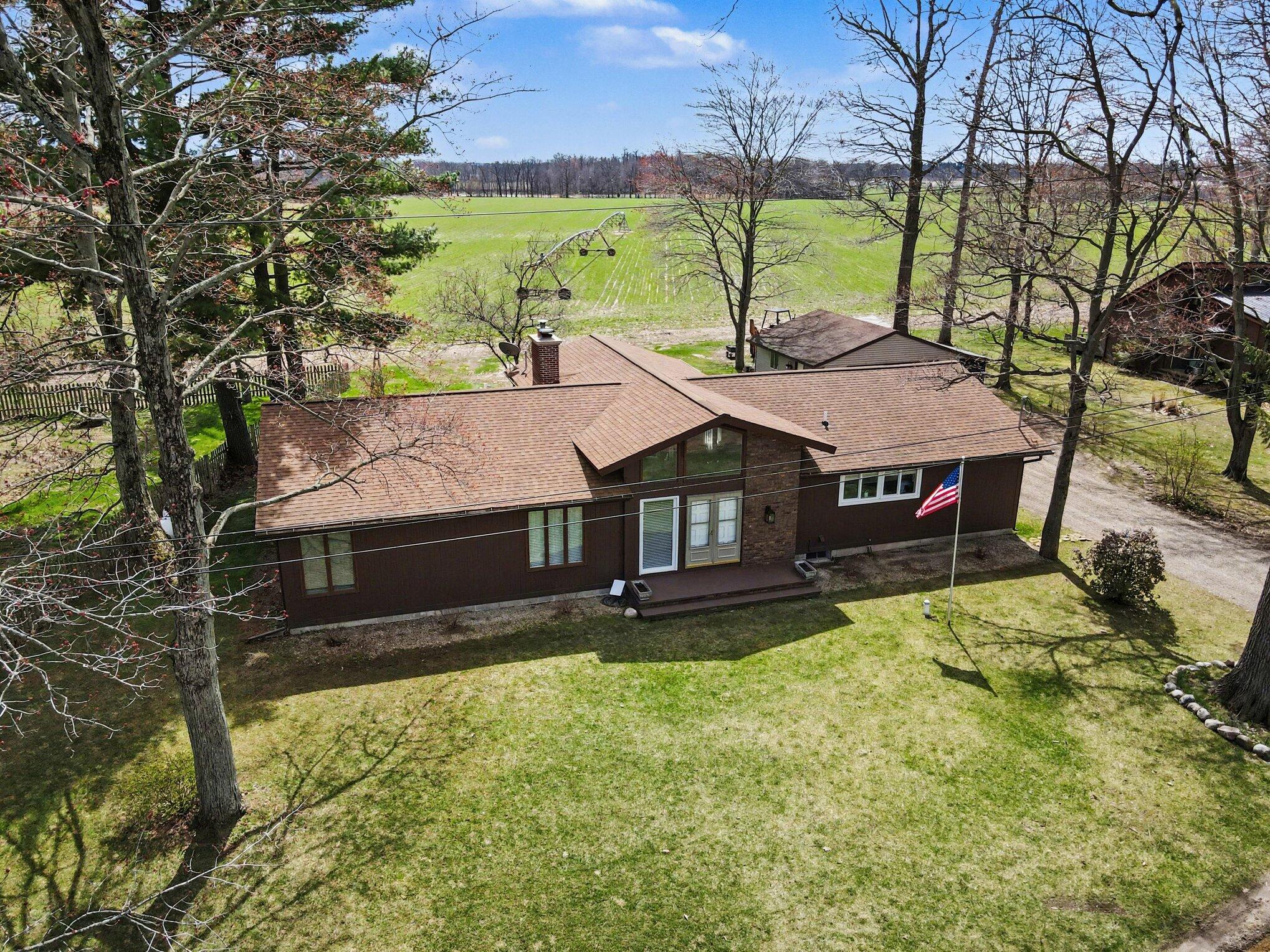 48379 Hill Drive Decatur MI 49045