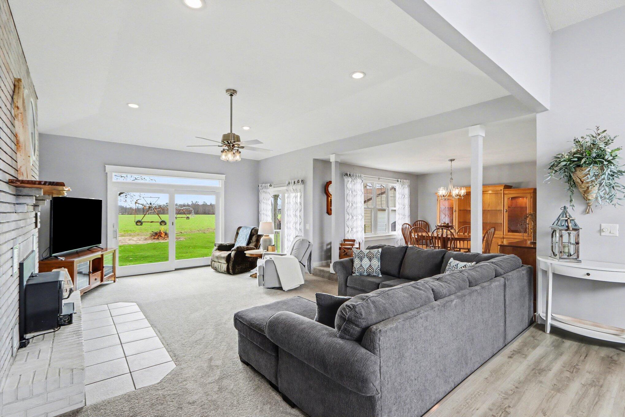 48379 Hill Drive Decatur MI 49045