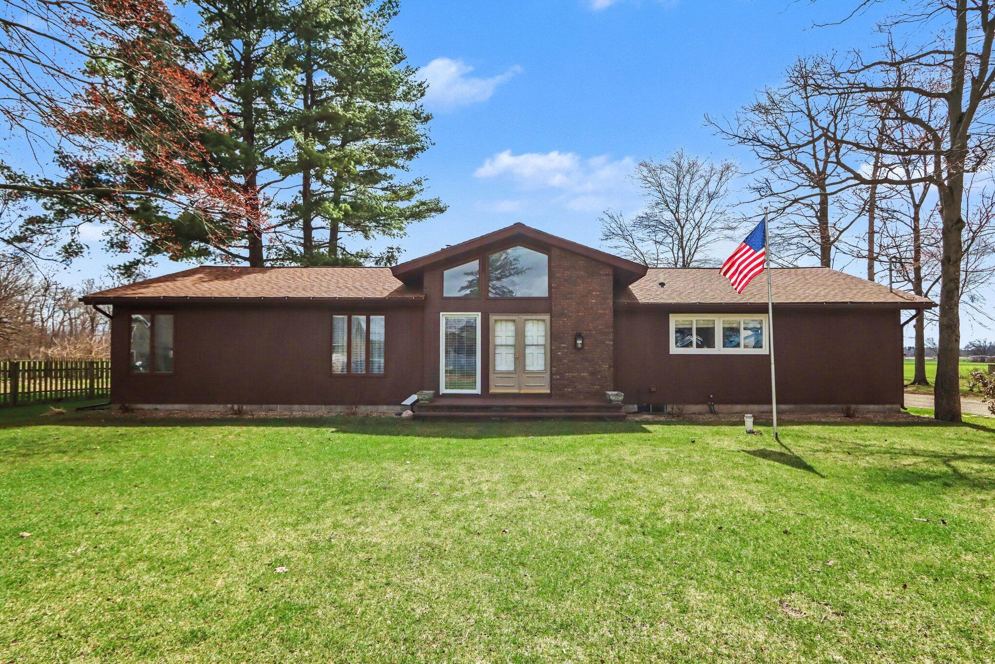 48379 Hill Drive Decatur MI 49045